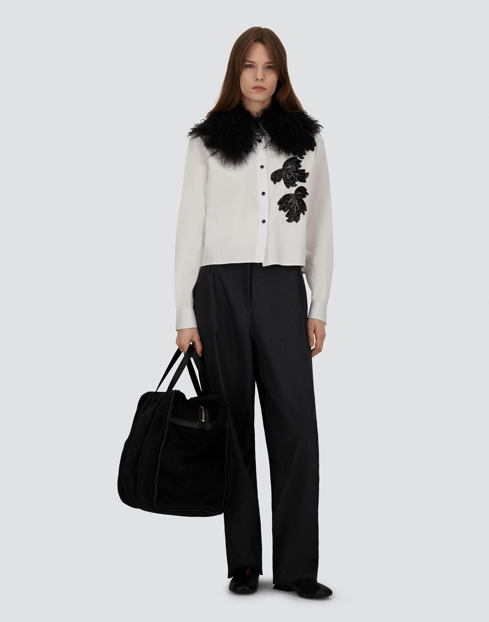 RELAXED TROUSERS IN FLUID WOOL
