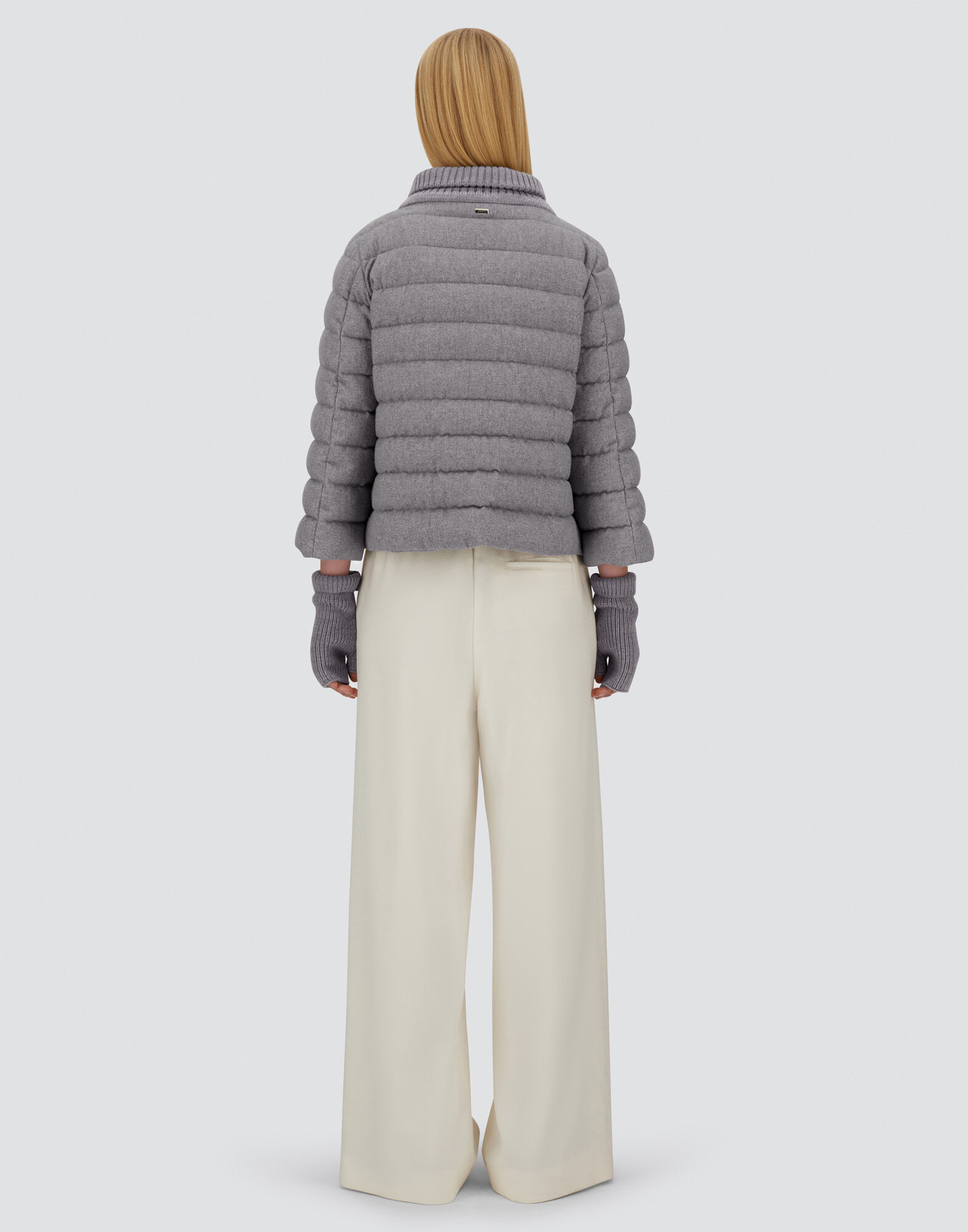RESORT CAPE IN LUCENT CASHMERE WOOL