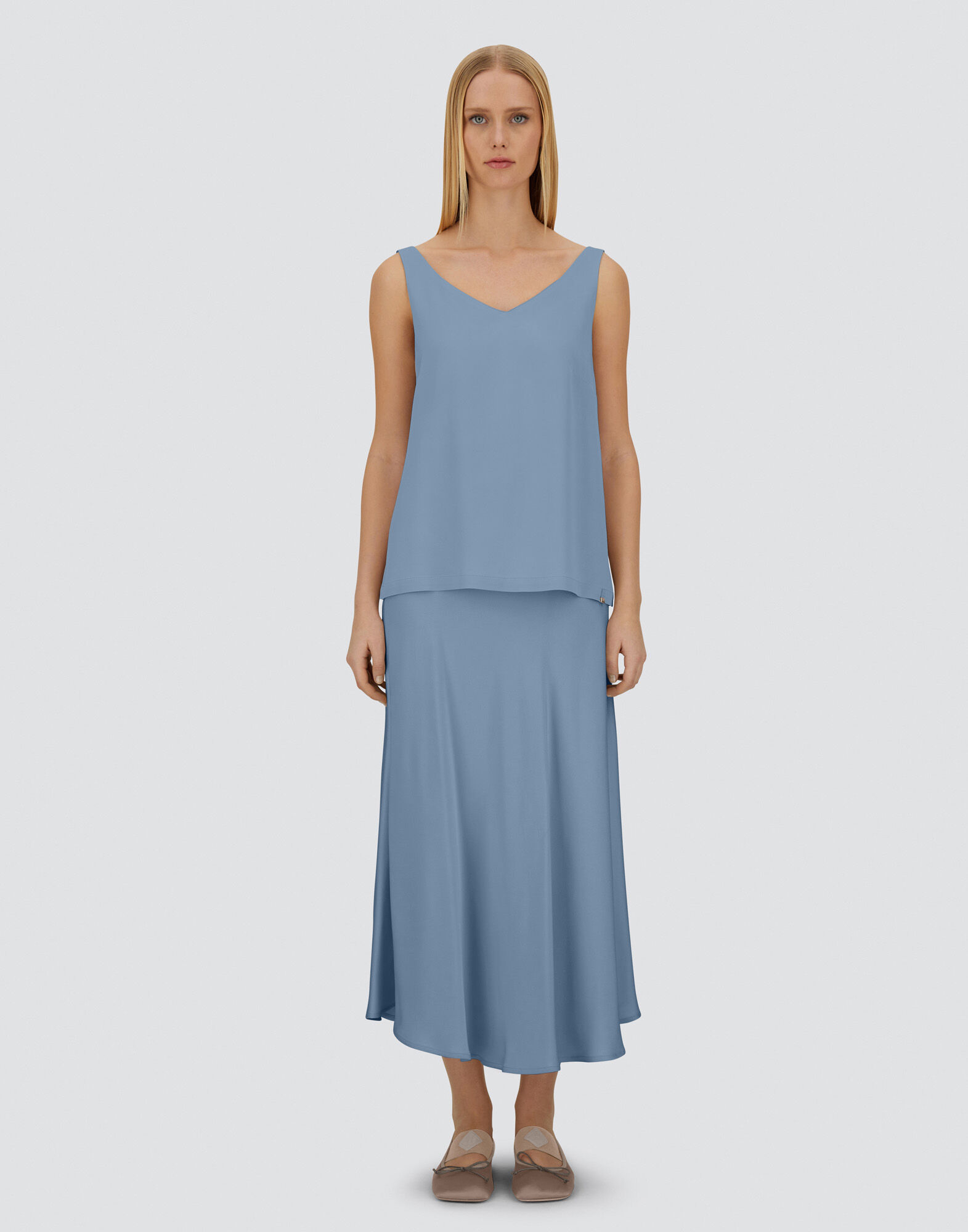 RESORT TOP IN ENVERS SATIN