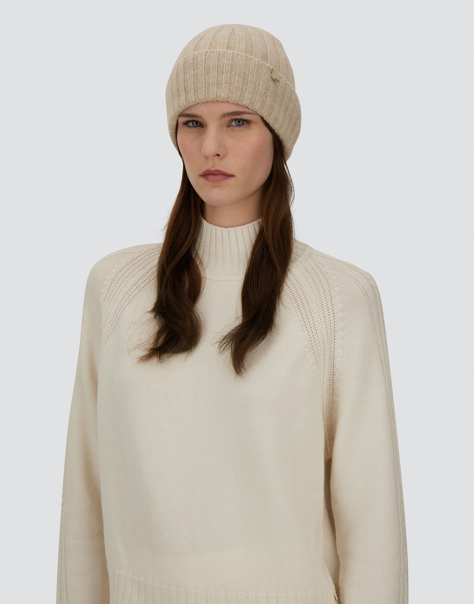BEANIE IN PURE CASHMERE