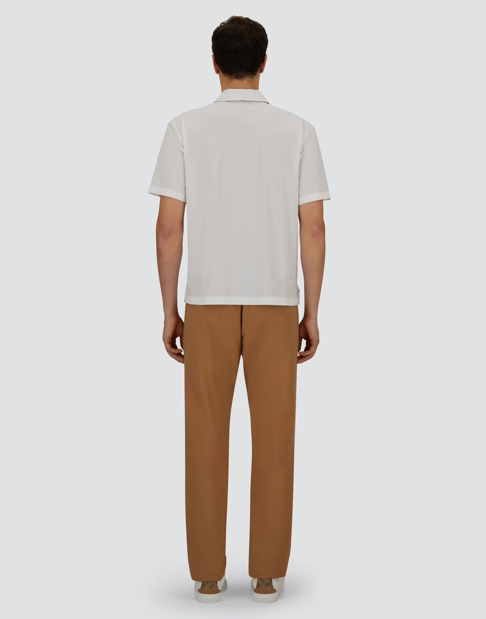 SHORT-SLEEVED SHIRT MADE OF SPRING ULTRALIGHT SCUBA
