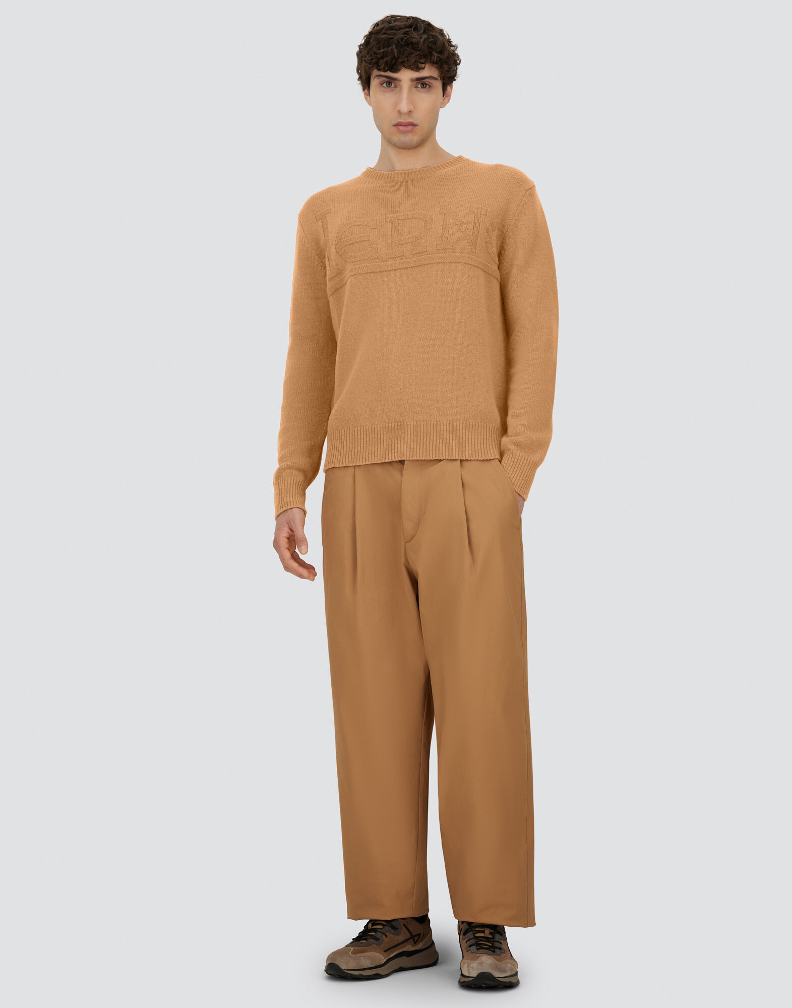 SWEATER IN 100% WOOL