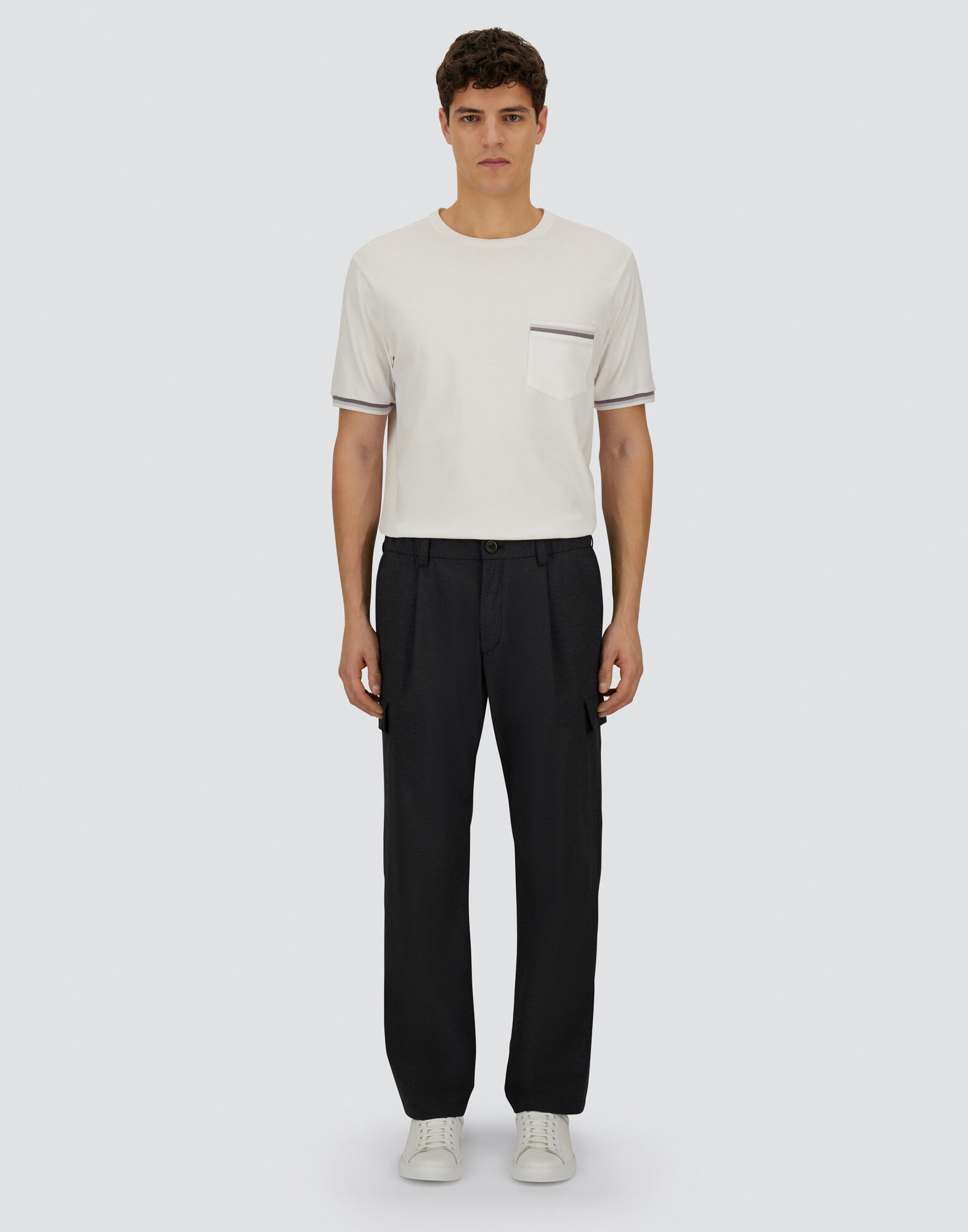RESORT CARGO TROUSERS IN NYLON COMFORT STRETCH