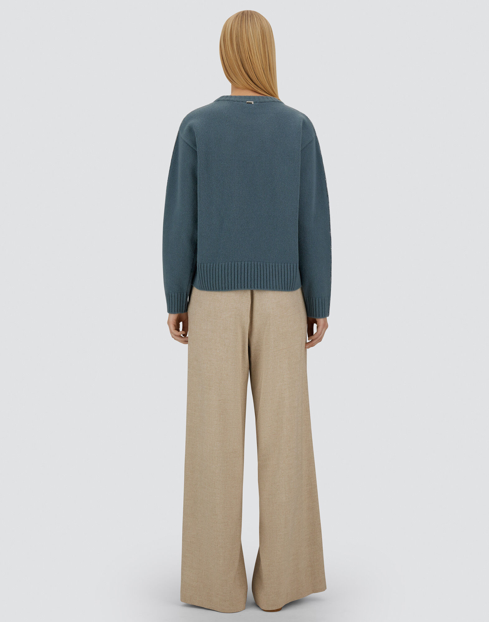 RESORT SWEATER IN 100% WOOL
