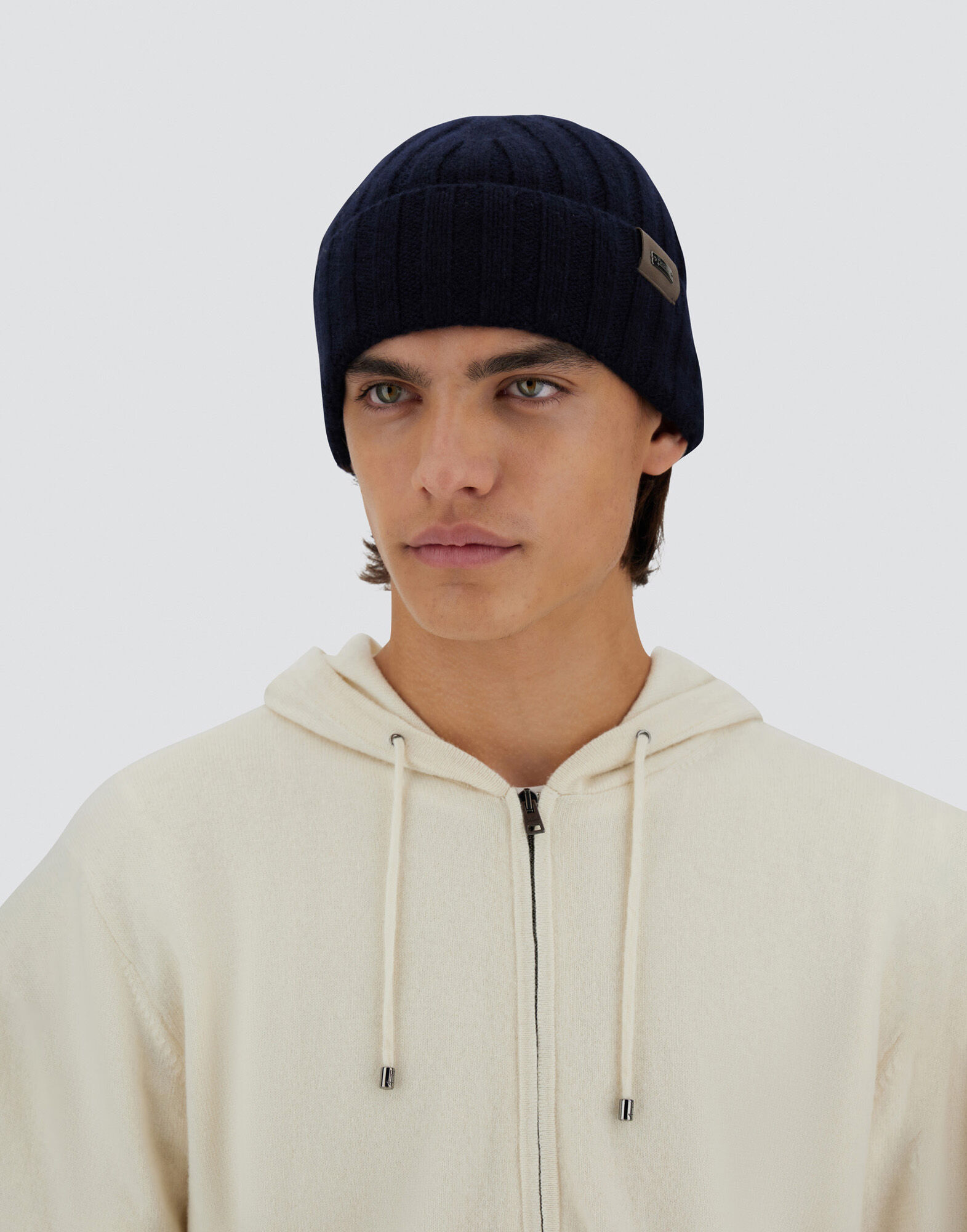 CASHMERE AND ALCANTARA BEANIE