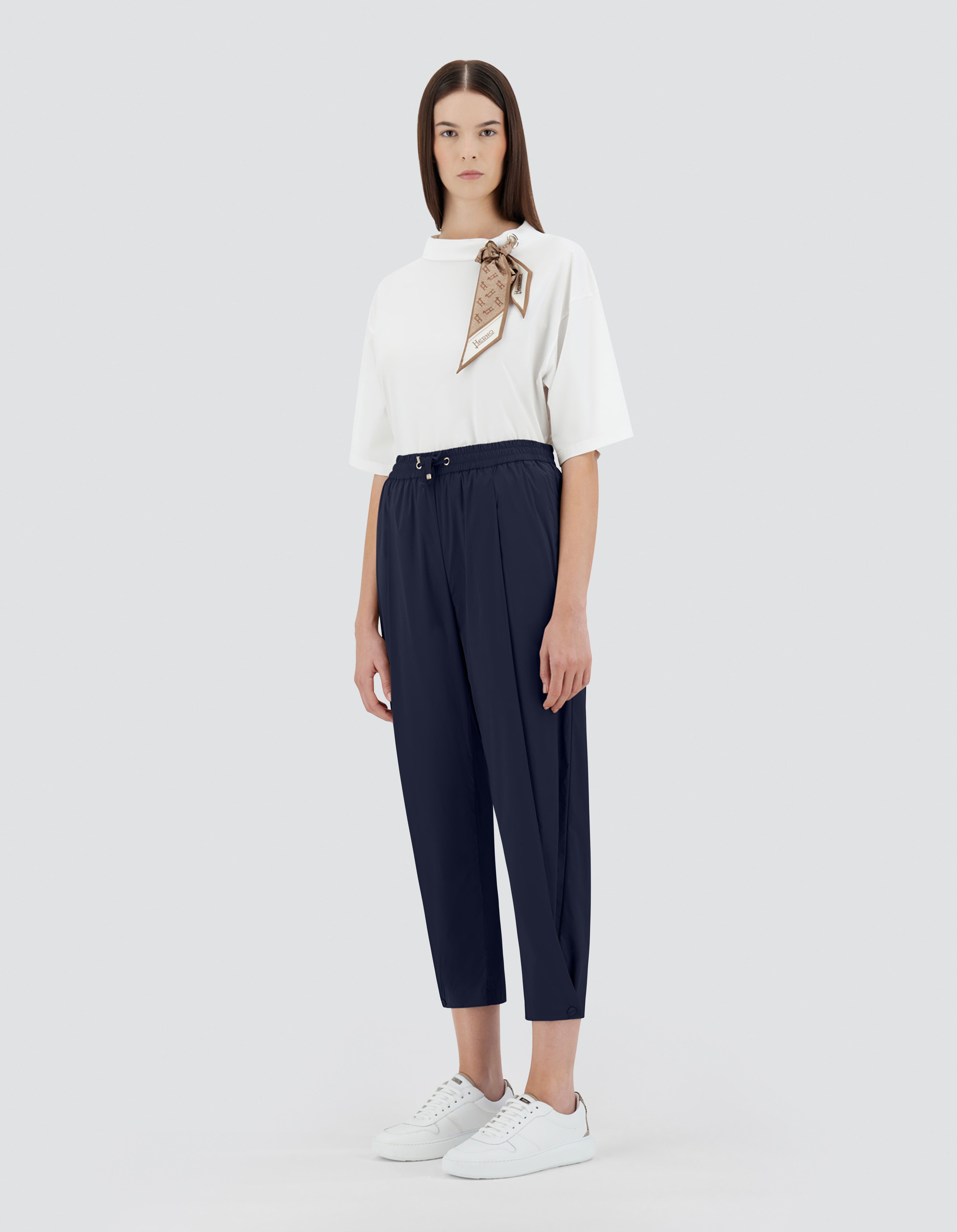 LIGHT NYLON STRETCH TROUSERS