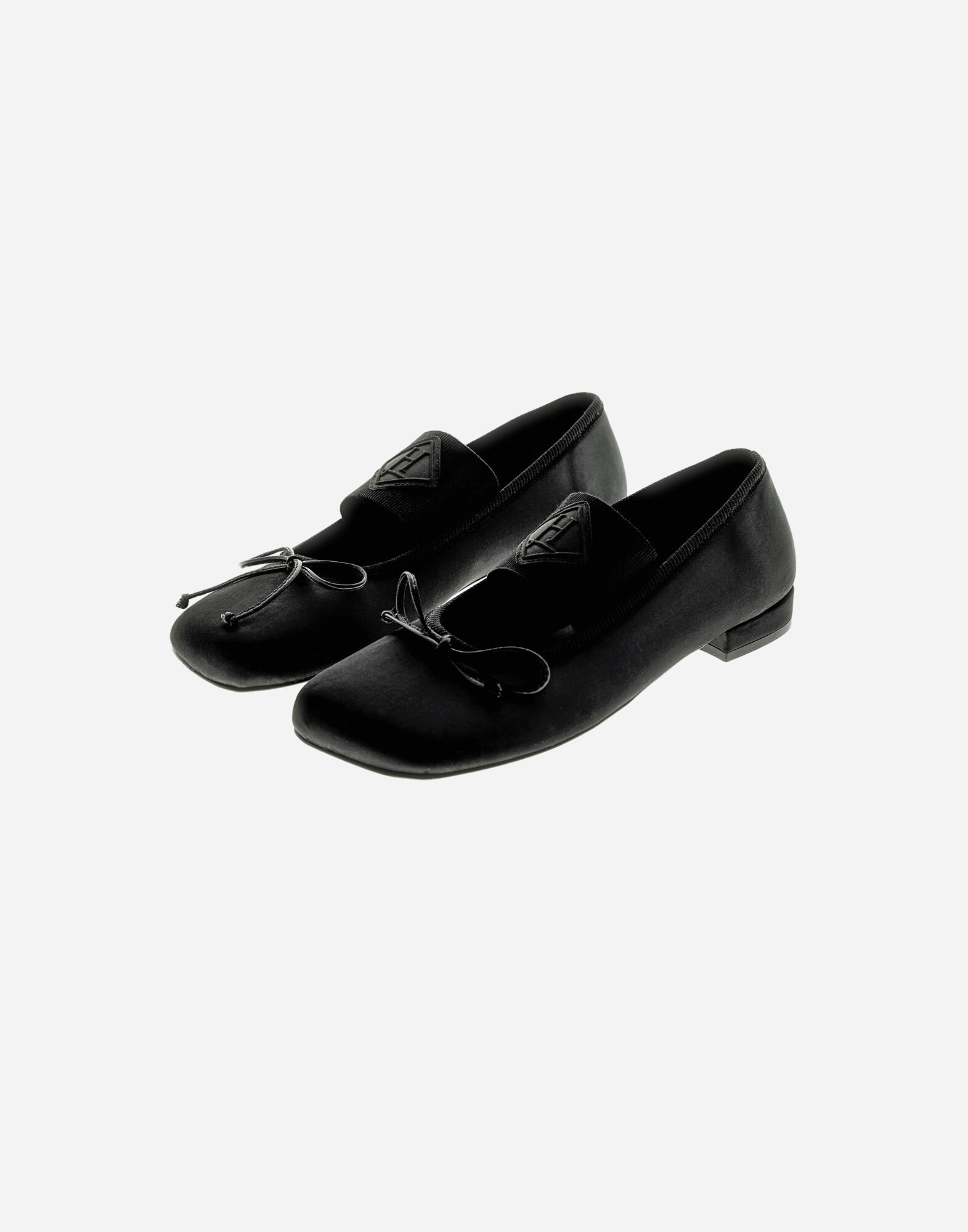SATIN BALLET FLATS
