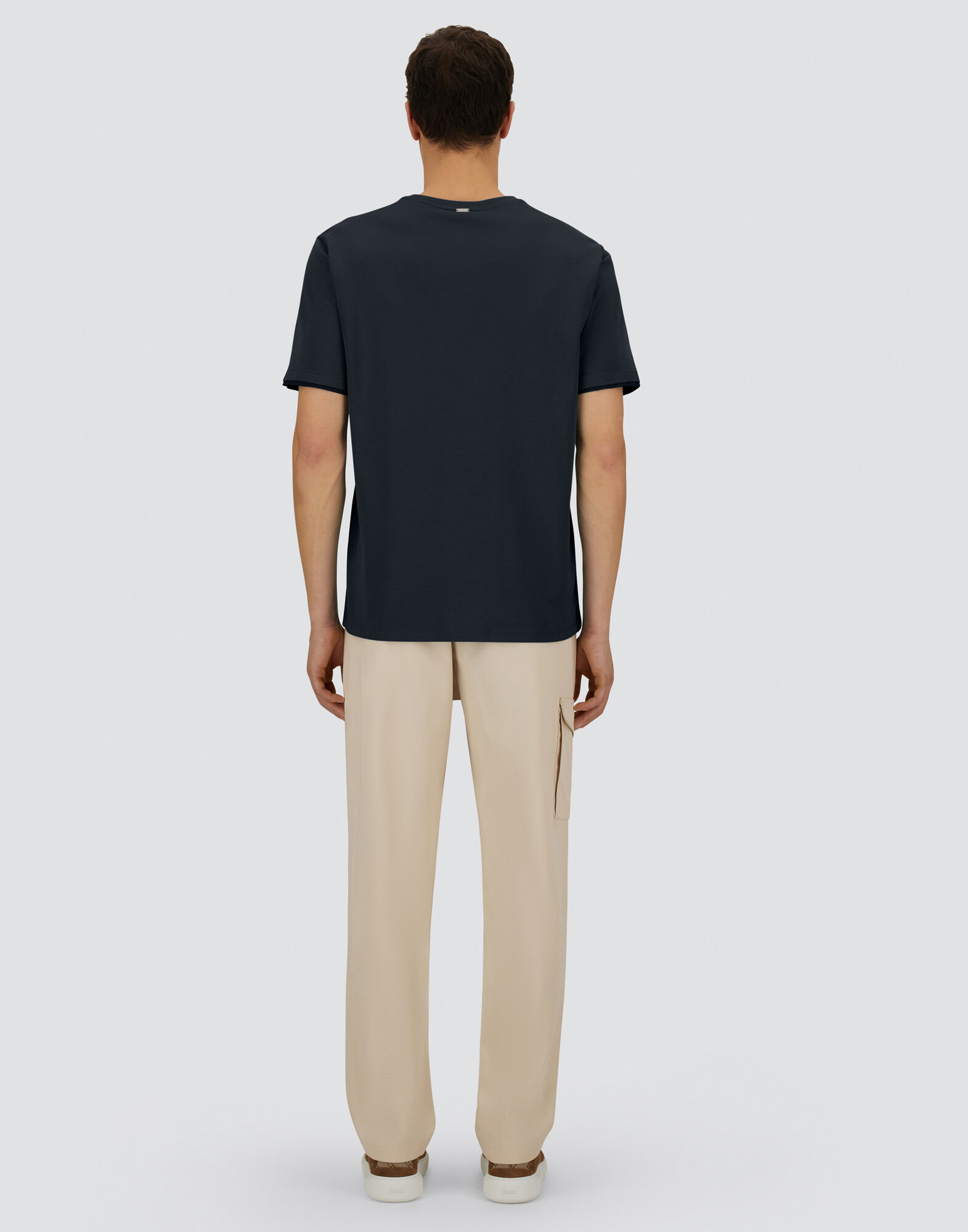 RESORT T-SHIRT IN BASIC COTTON & LIGHT STRETCH NYLON