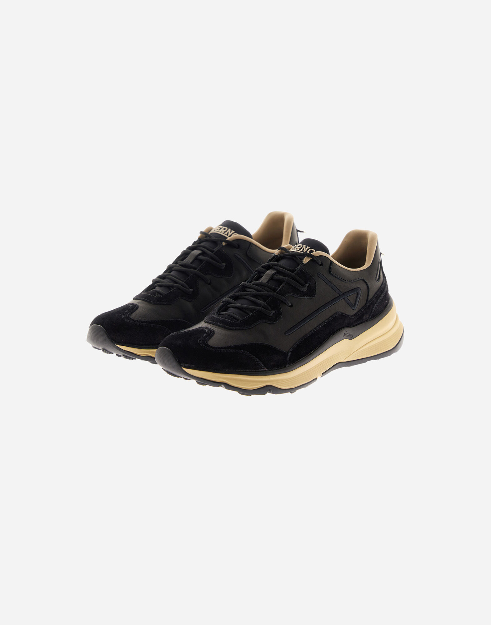 RUNNING TRAINERS IN SUEDE AND LEATHER