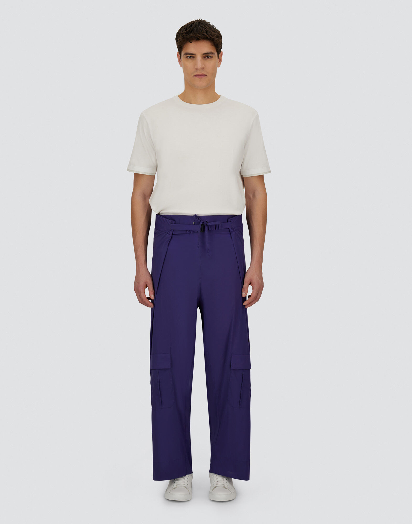 GLOBE TROUSERS IN ECO COTTON FEEL