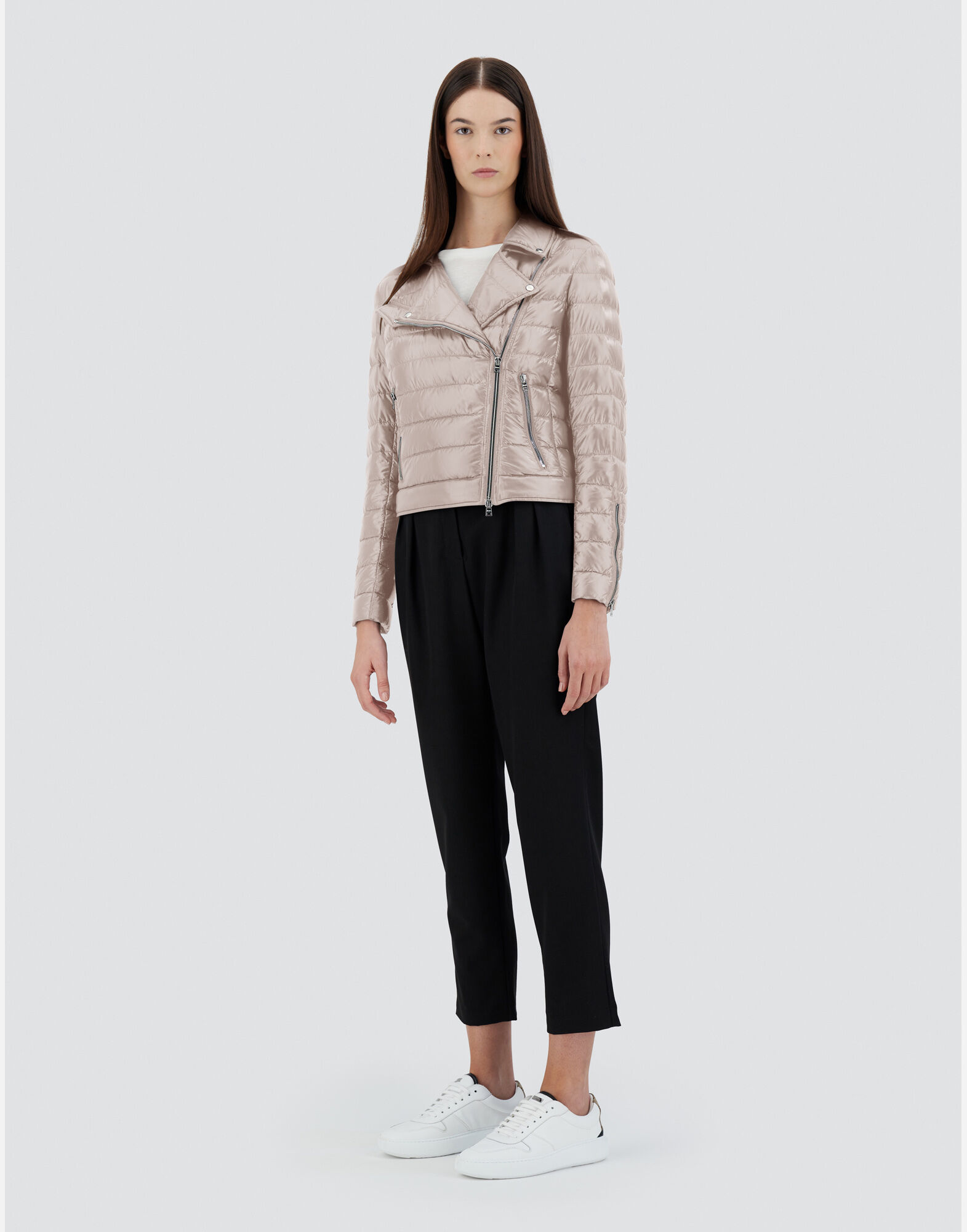 BOMBER JACKET IN NYLON ULTRALIGHT