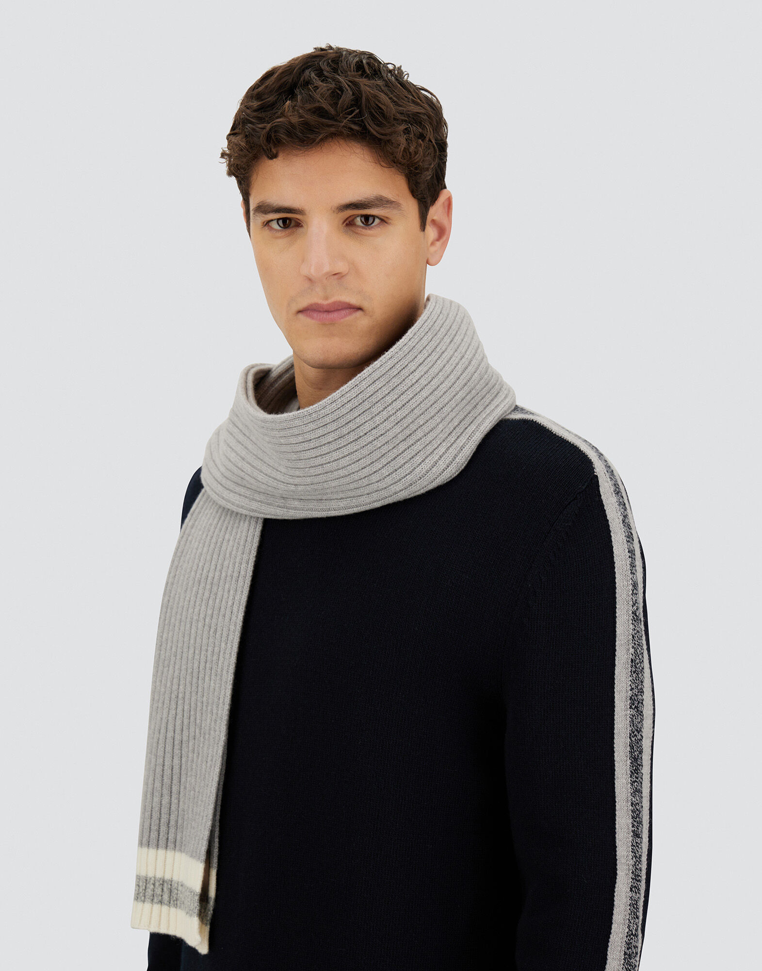 RESORT SCARF IN DOUBLE RIB WOOL