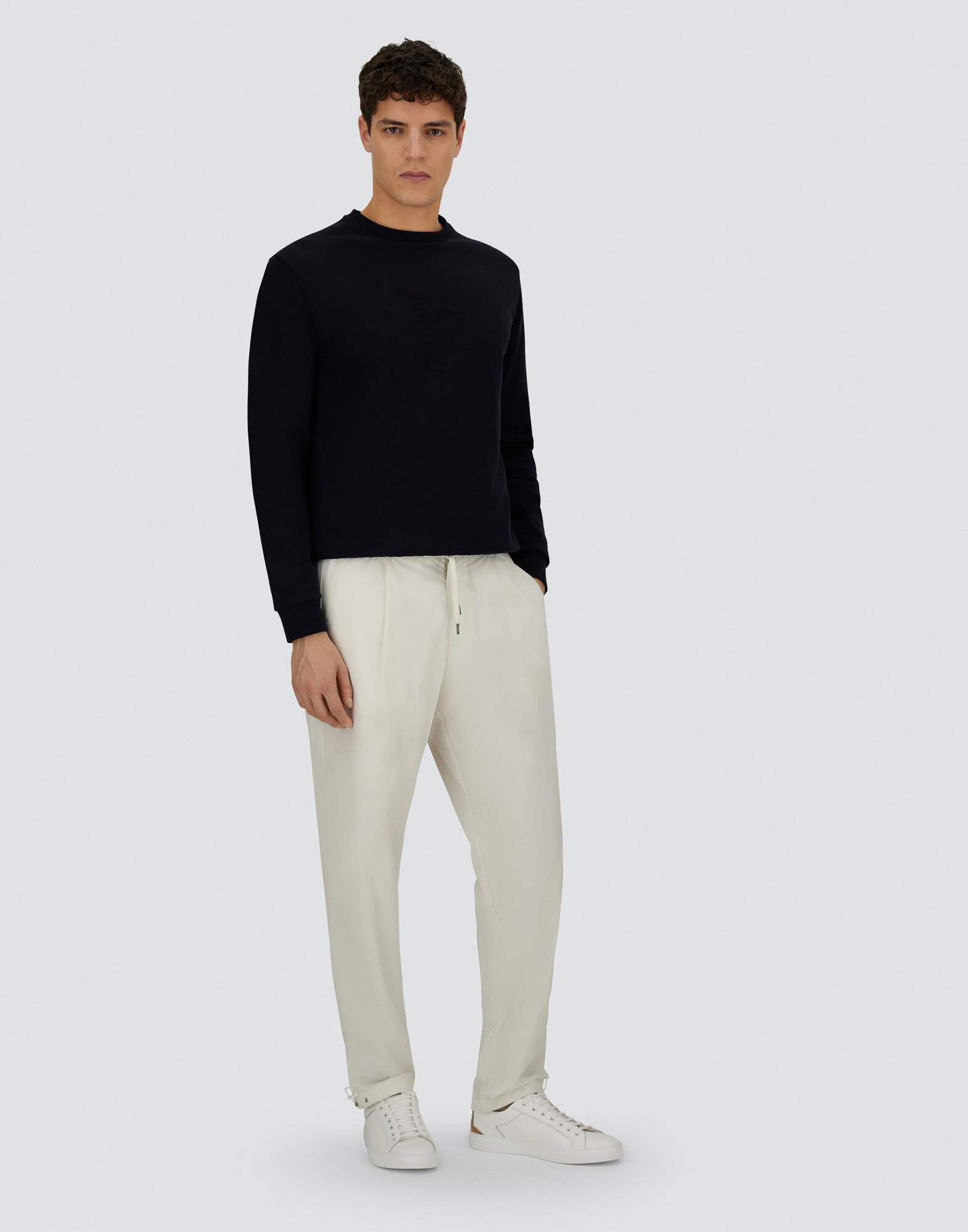 RESORT TROUSERS IN LIGHT NYLON STRETCH