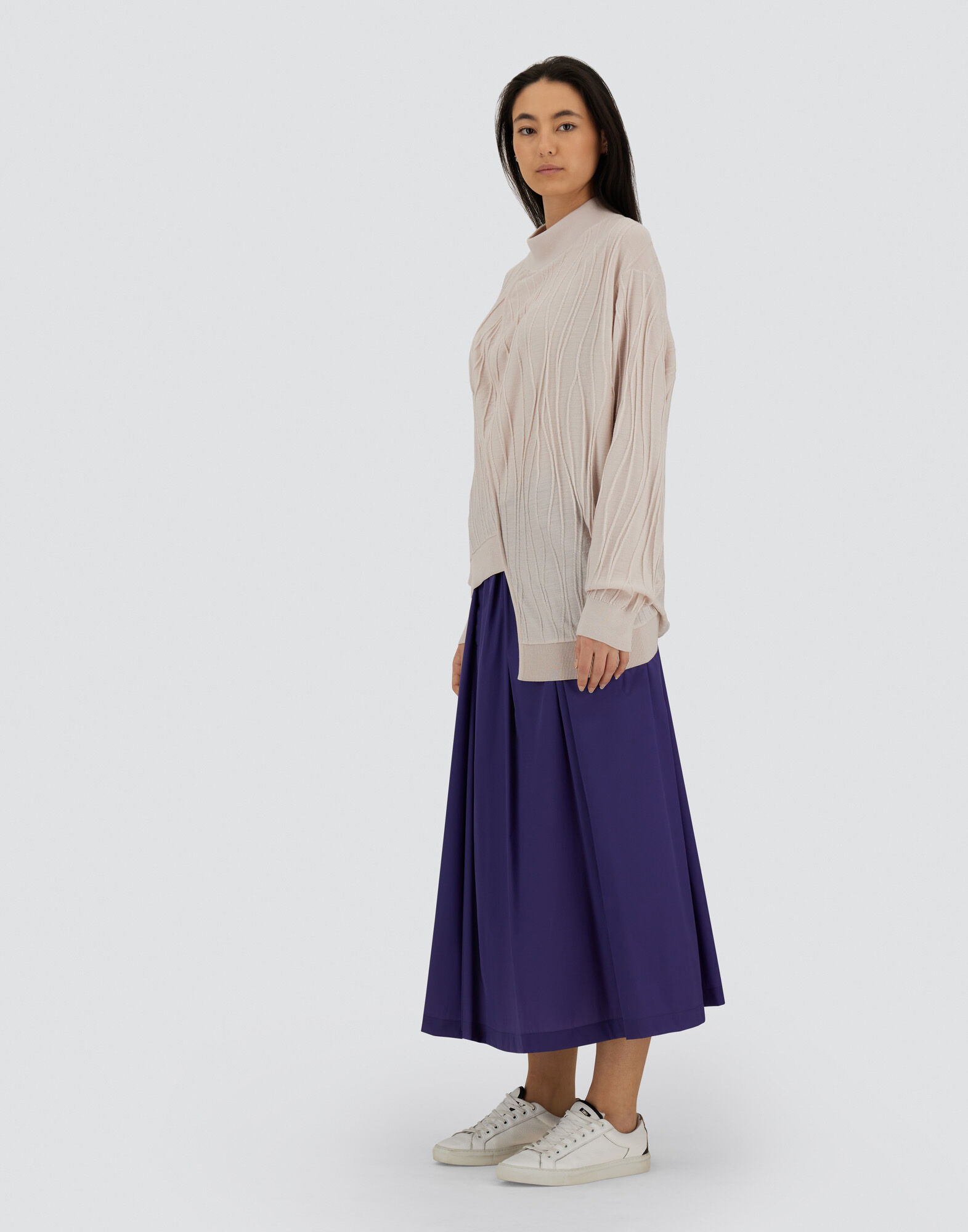 PURE WOOL GLOBE SWEATER