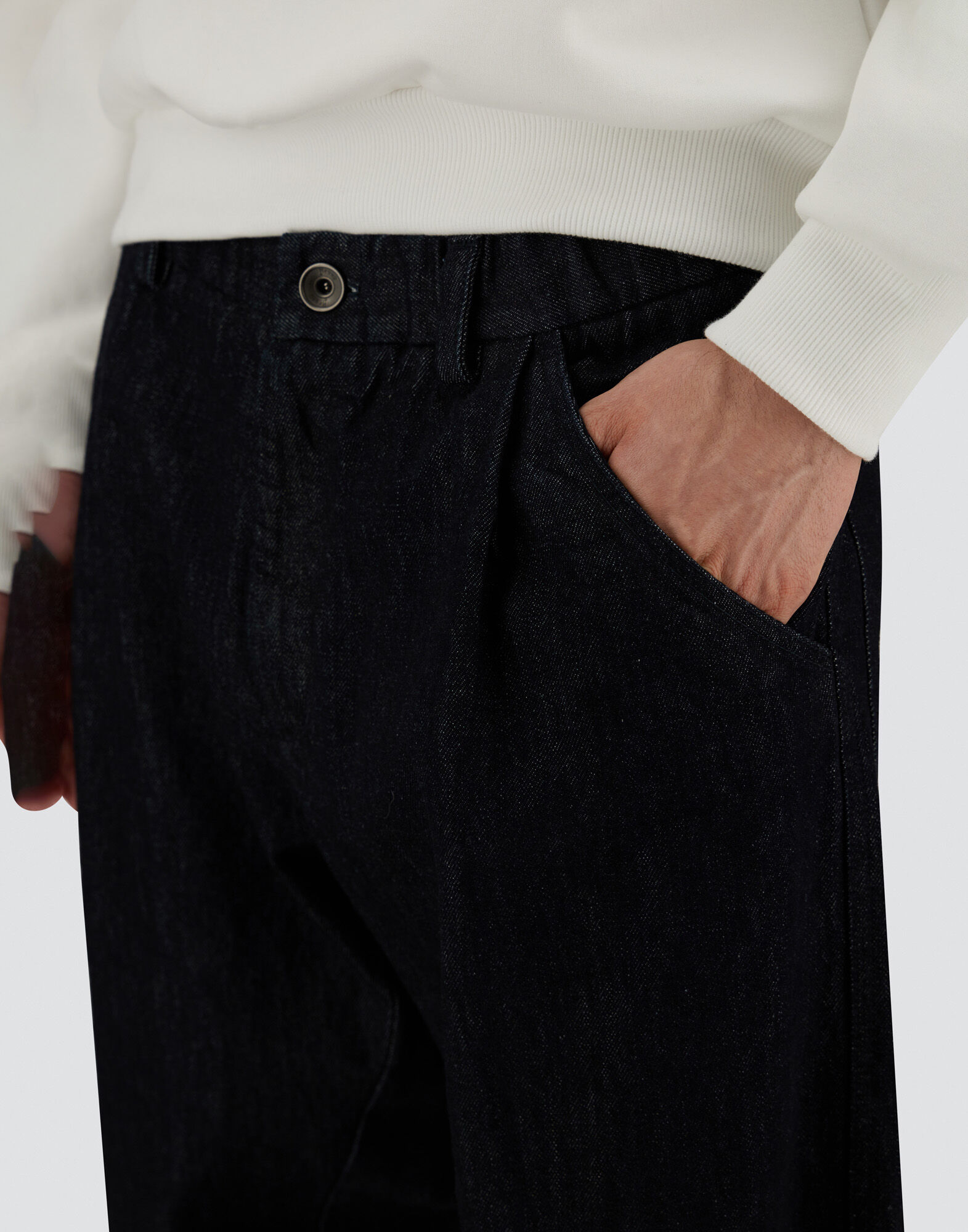 DENIM JEANS