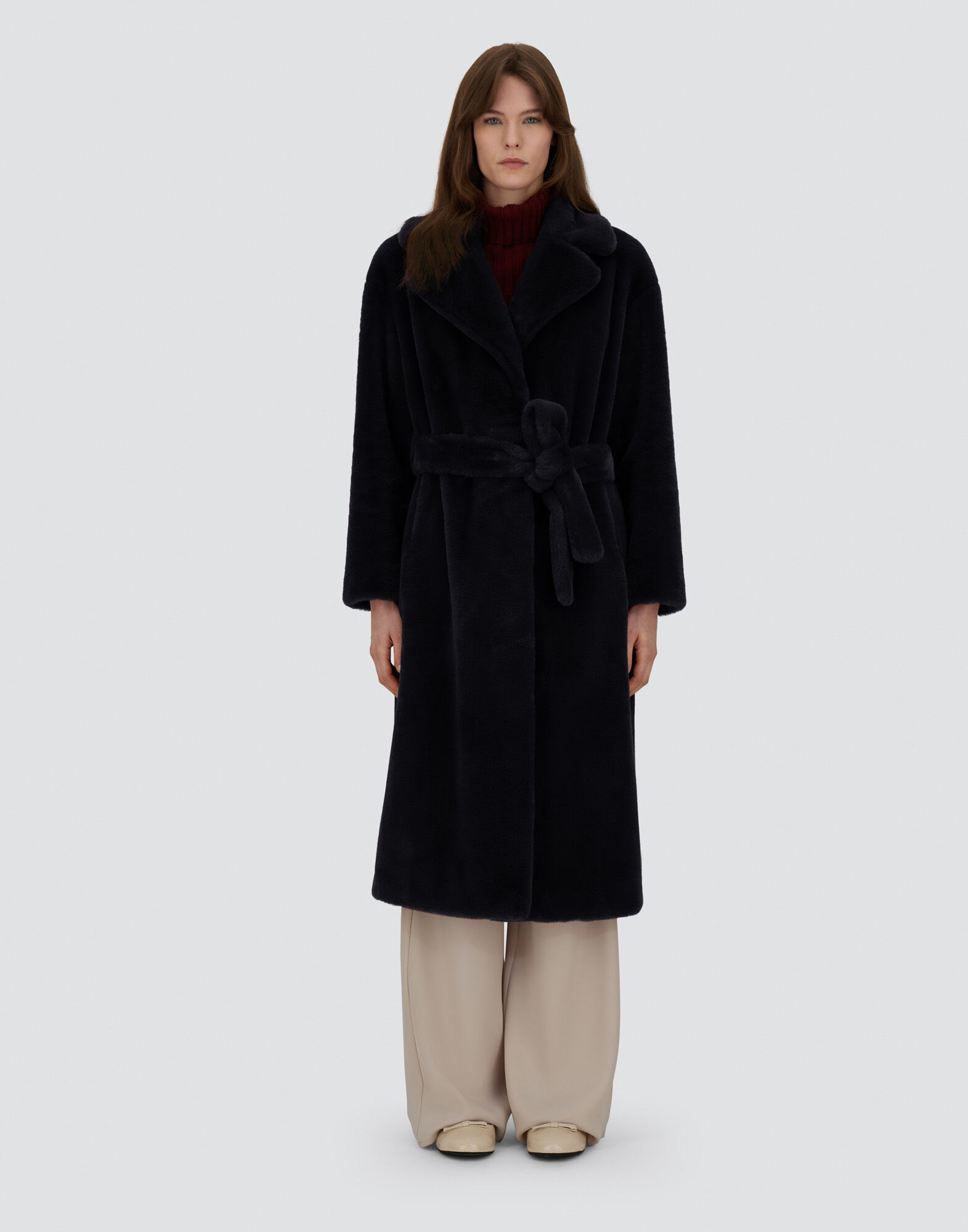 COAT IN SOFT ALTERNATIVE FUR