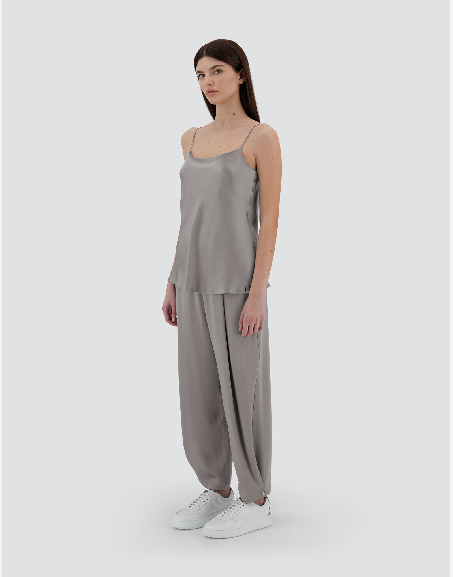 RESORT TROUSERS IN SATIN EFFECT
