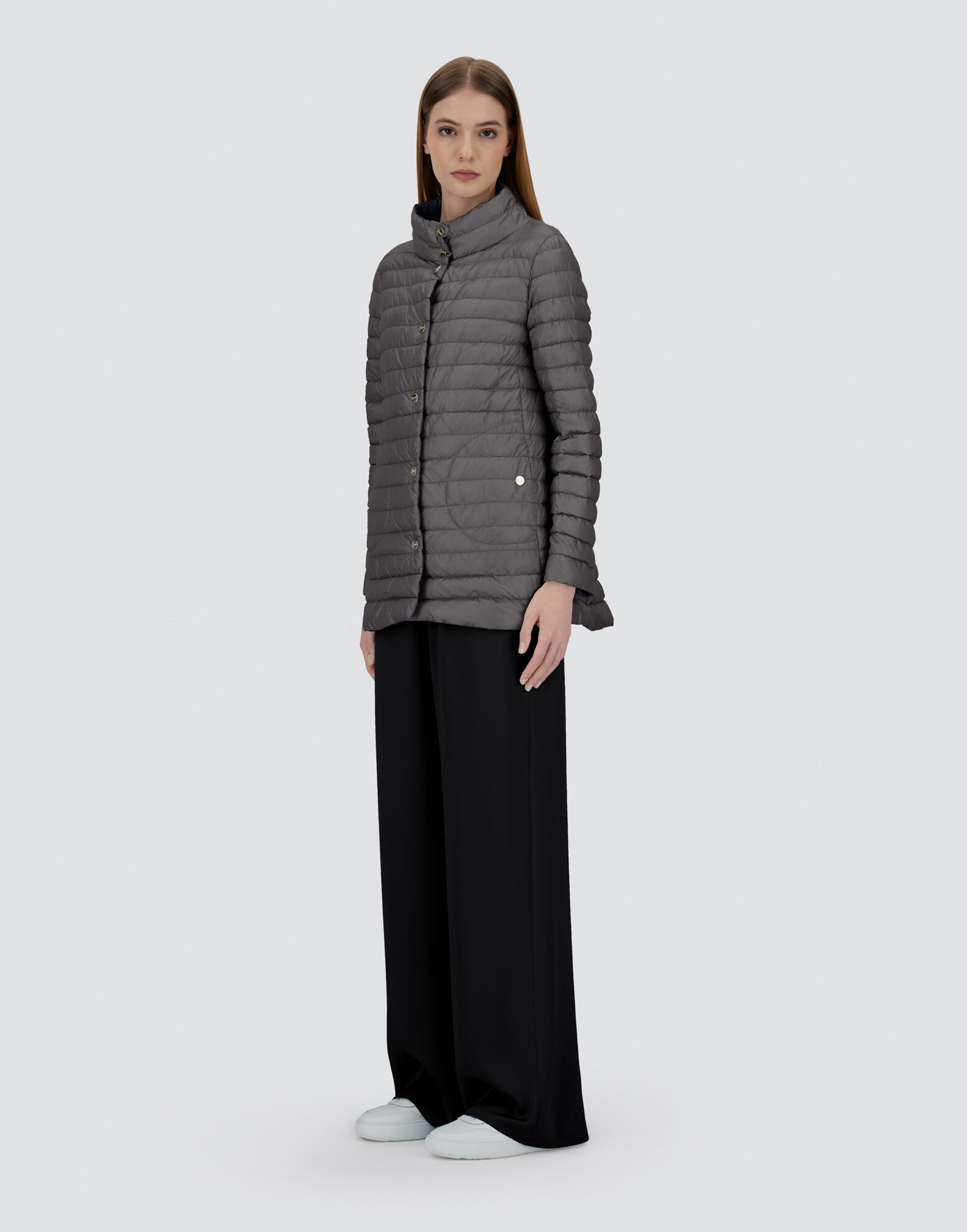 REVERSIBLE A-SHAPE JACKET IN NYLON ULTRALIGHT