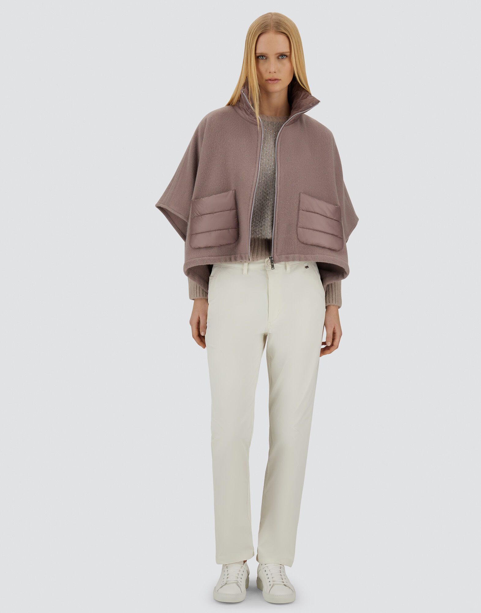 RESORT SHORT PONCHO IN WARMY CASHMERE WOOL & NYLON ULTRALIGHT