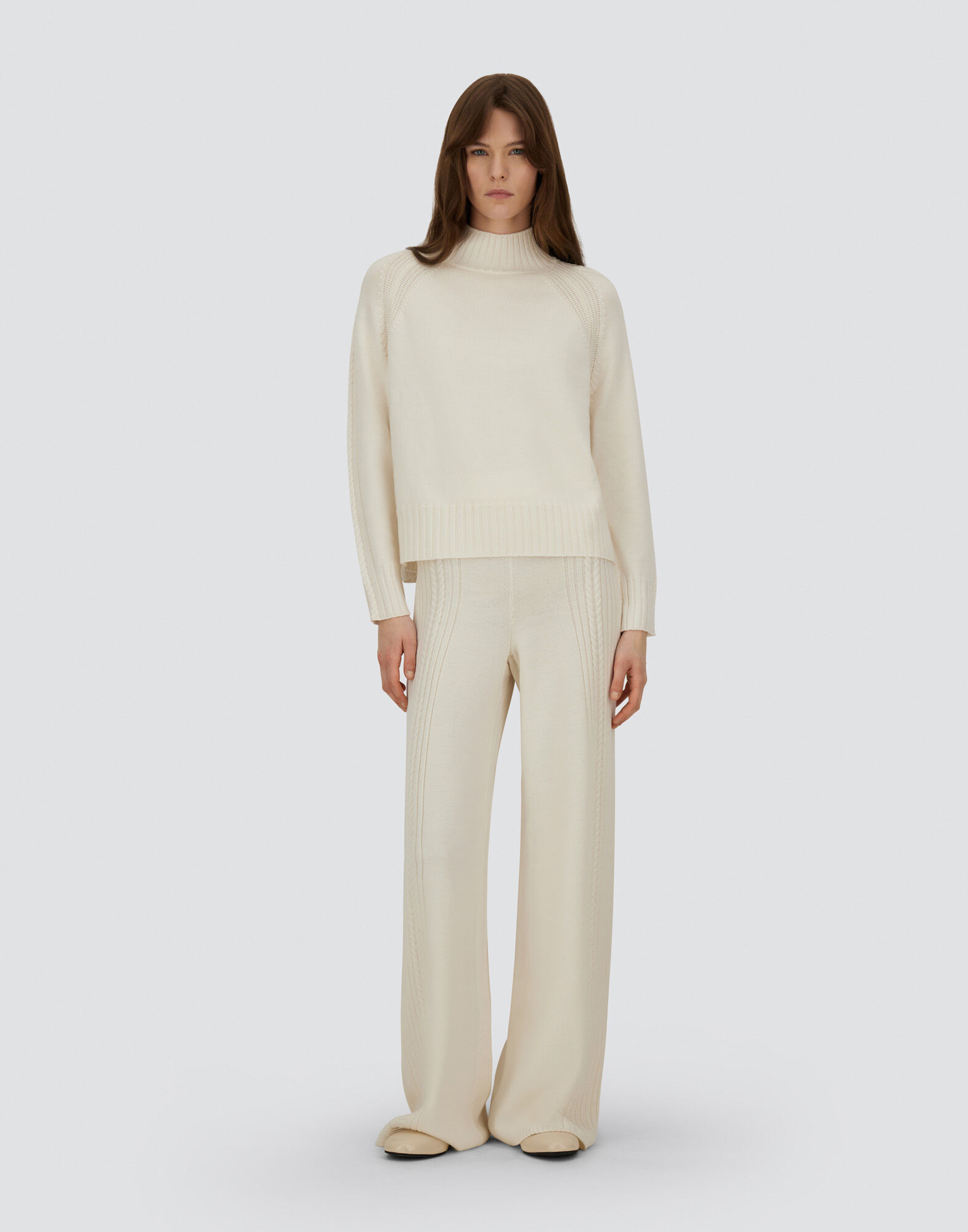 SWEATER IN RIBBED & BRAIDED MERINO WOOL