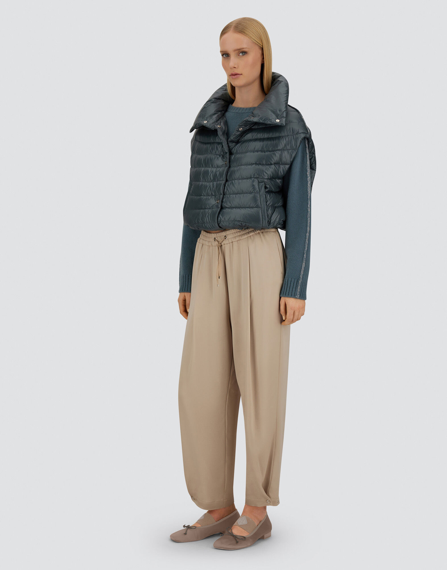 RESORT VEST IN NYLON ULTRALIGHT