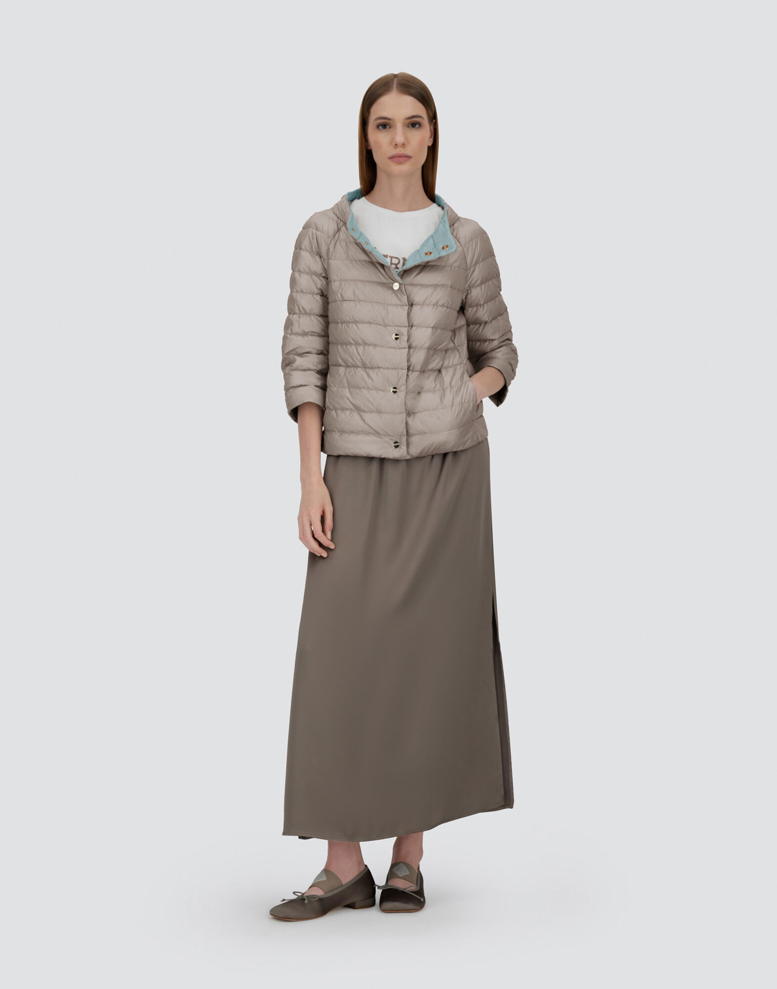 REVERSIBLE CAPE NYLON?ULTRALIGHT