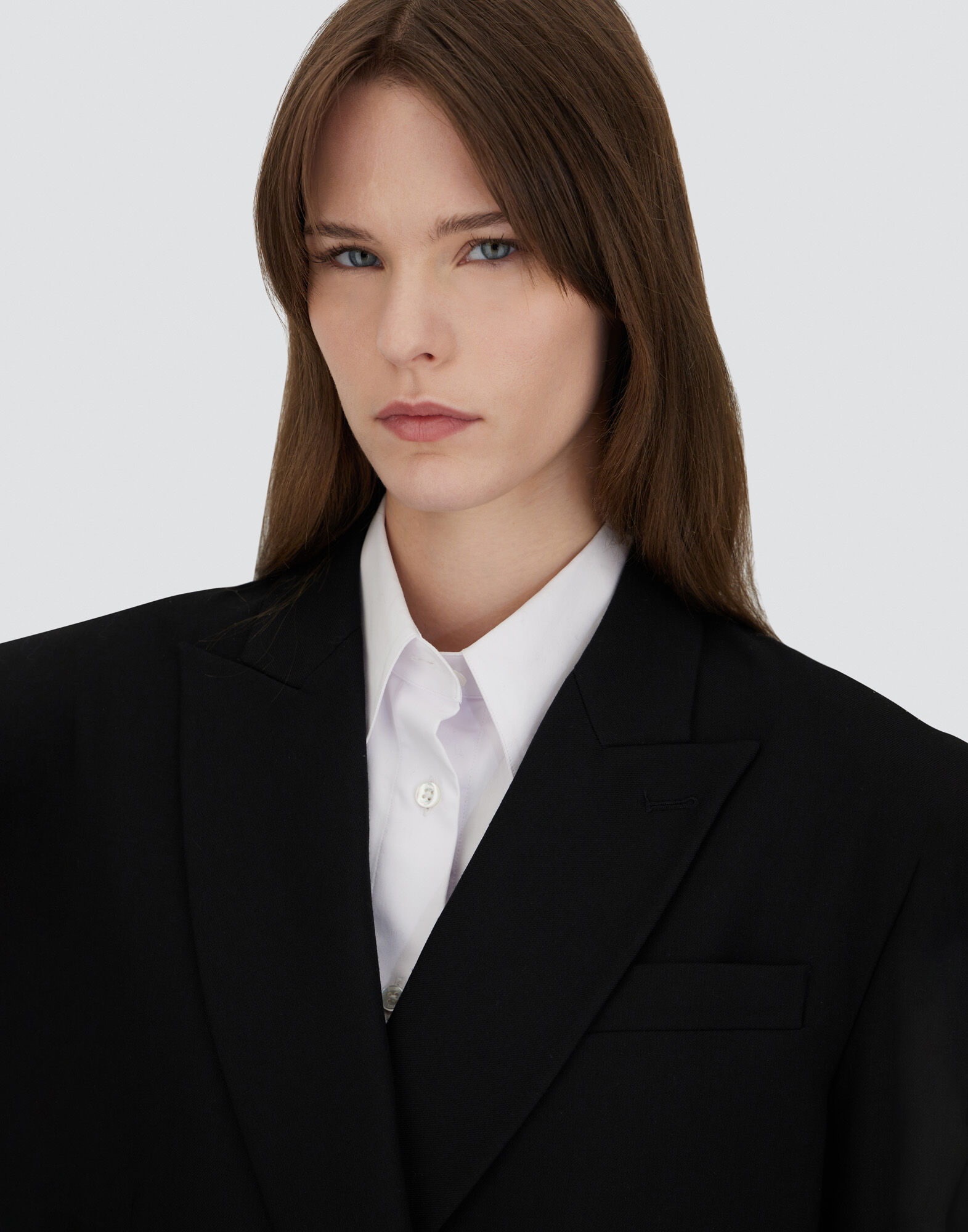 OVERSIZED BLAZER IN FLUID WOOL