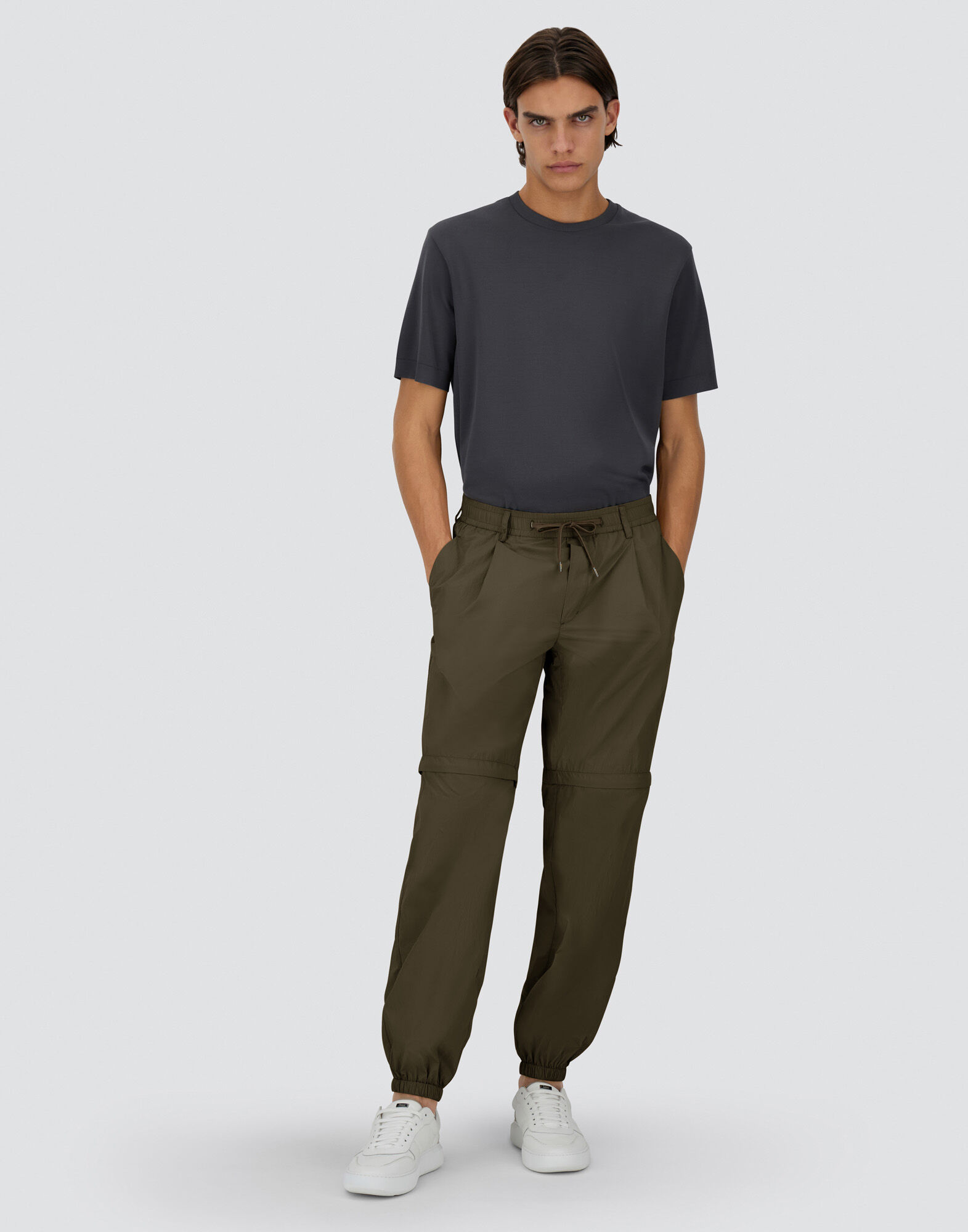 TROUSERS IN ULTRALIGHT CREASE