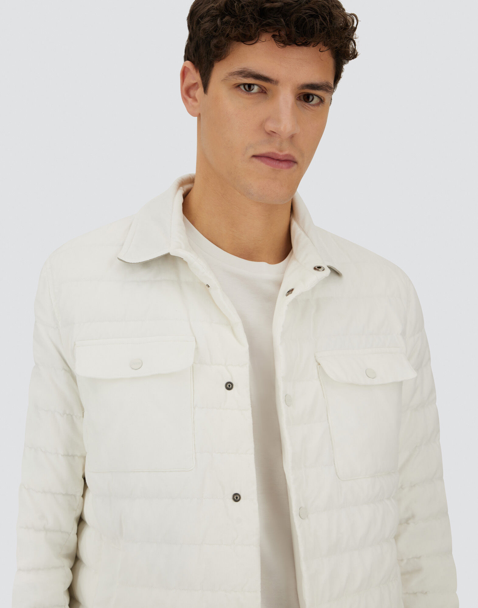 RESORT SHACKET IN LIGHT CORDUROY