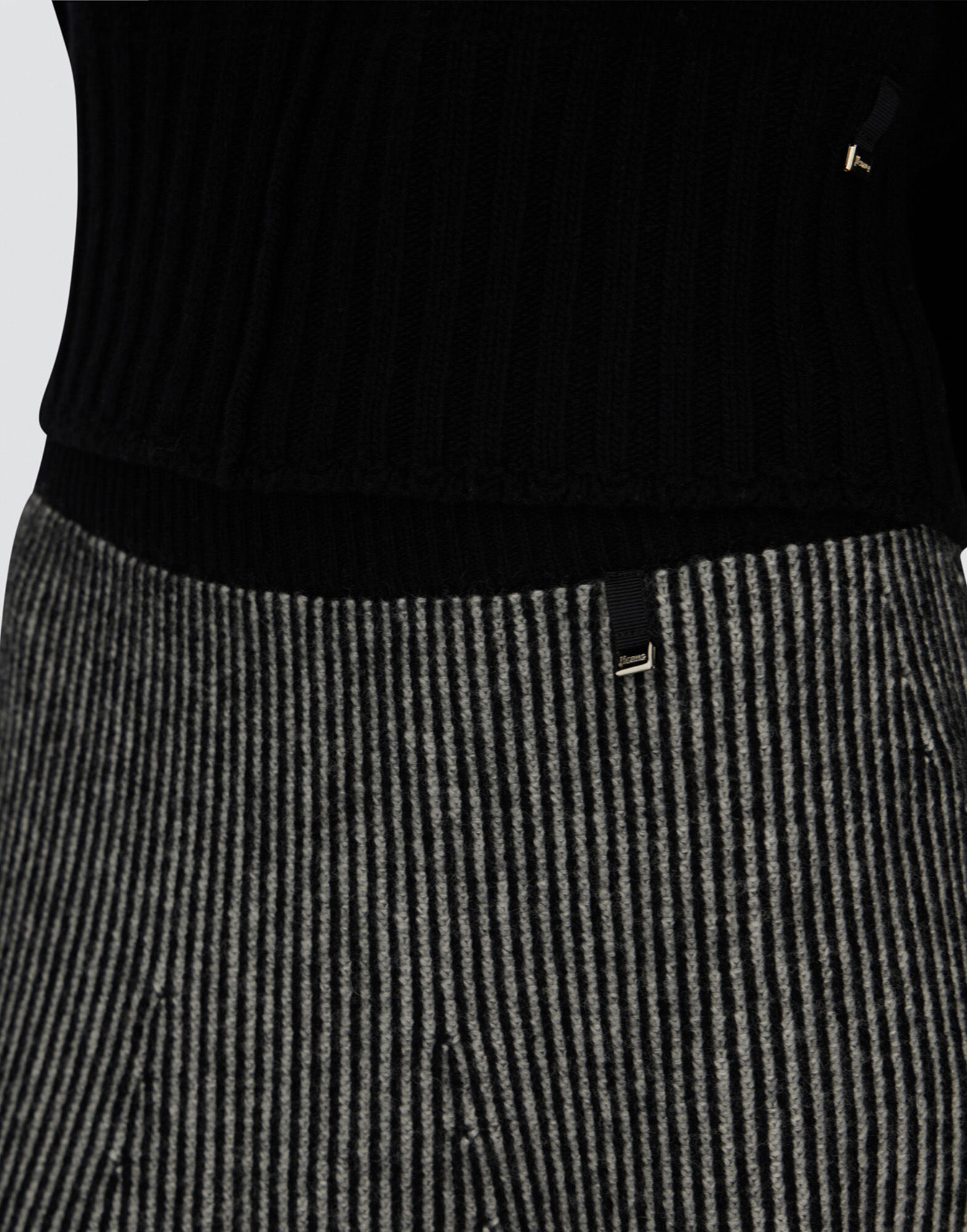 SKIRT IN TWO-TONE VANIS WOOL