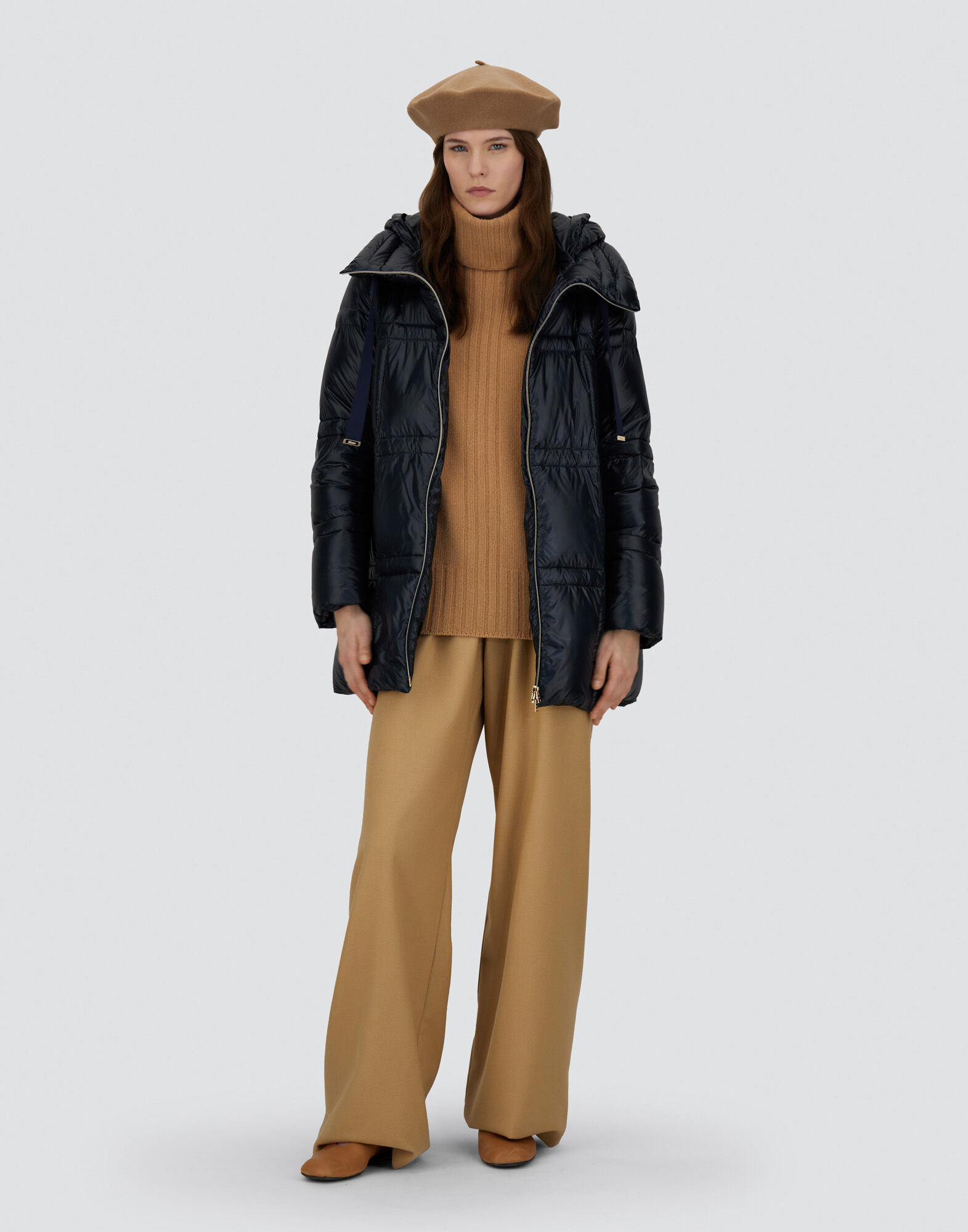 A-SHAPE JACKET IN NYLON ULTRALIGHT