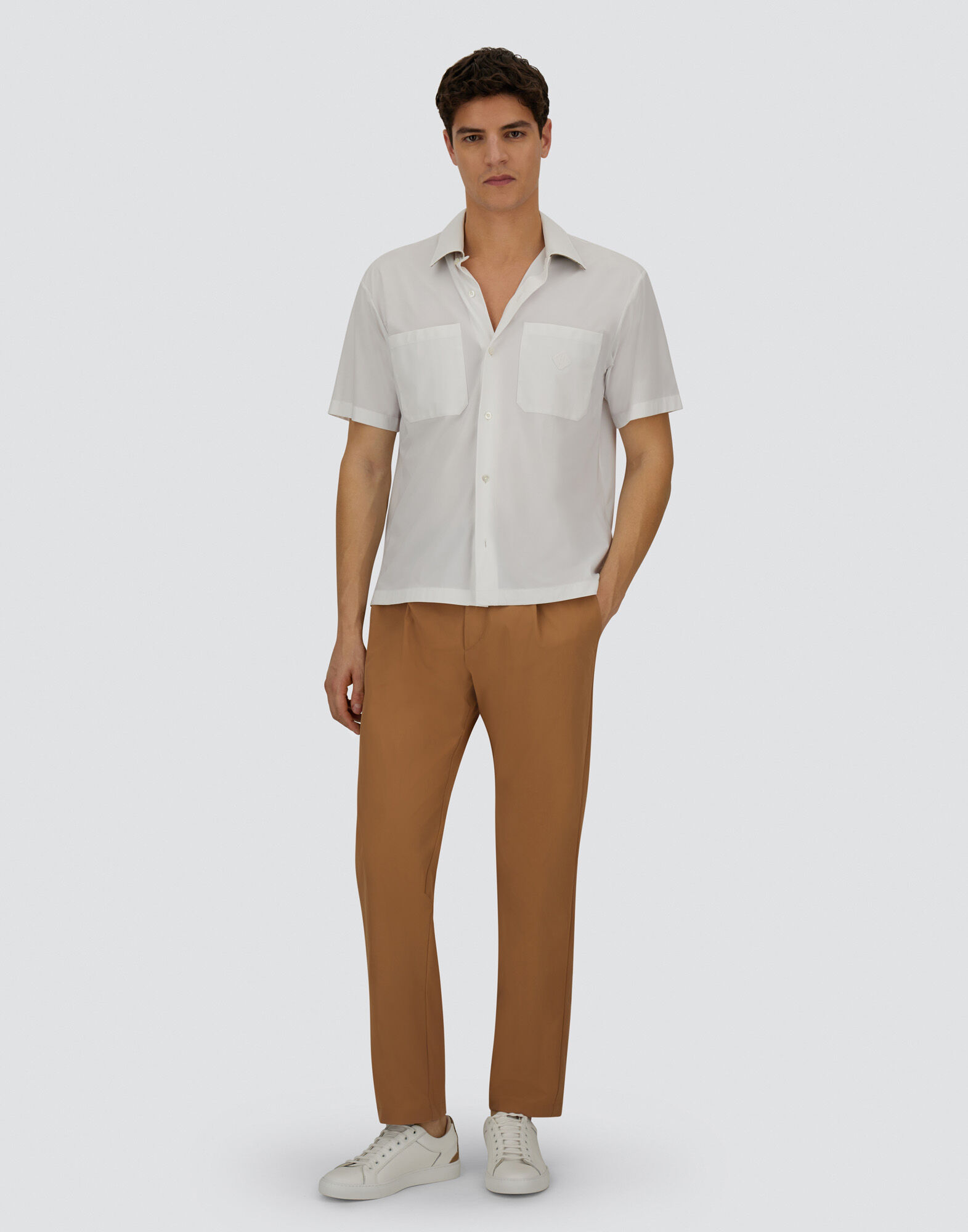 SHORT-SLEEVED SHIRT MADE OF SPRING ULTRALIGHT SCUBA