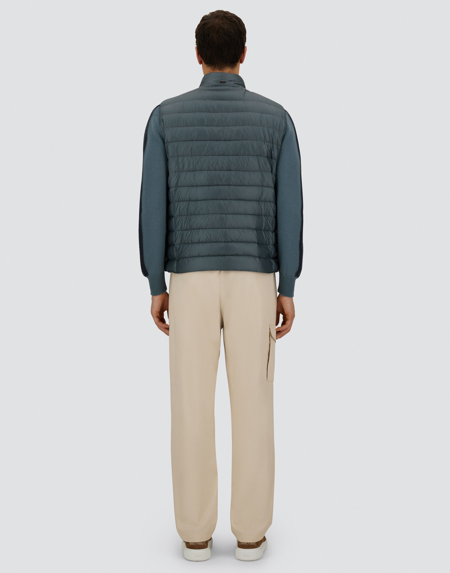 RESORT VEST IN NYLON ULTRALIGHT