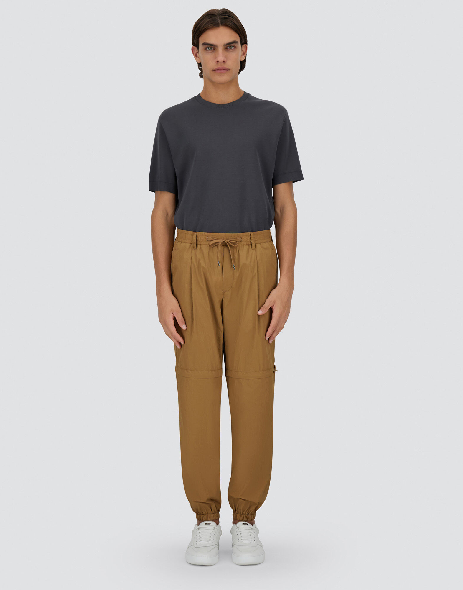 TROUSERS IN ULTRALIGHT CREASE