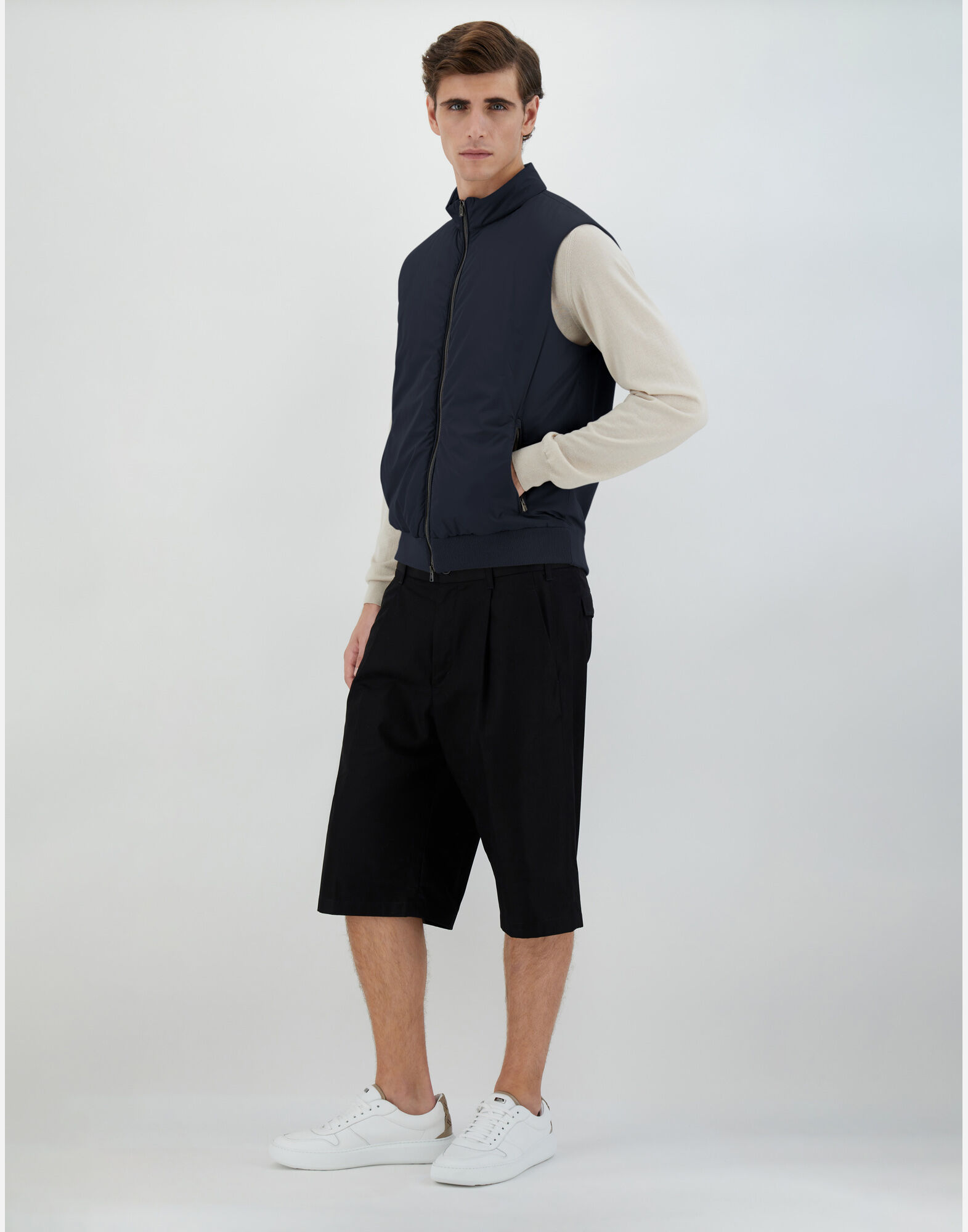PIQUE' KNIT AND NYLON SLEEVELESS JACKET