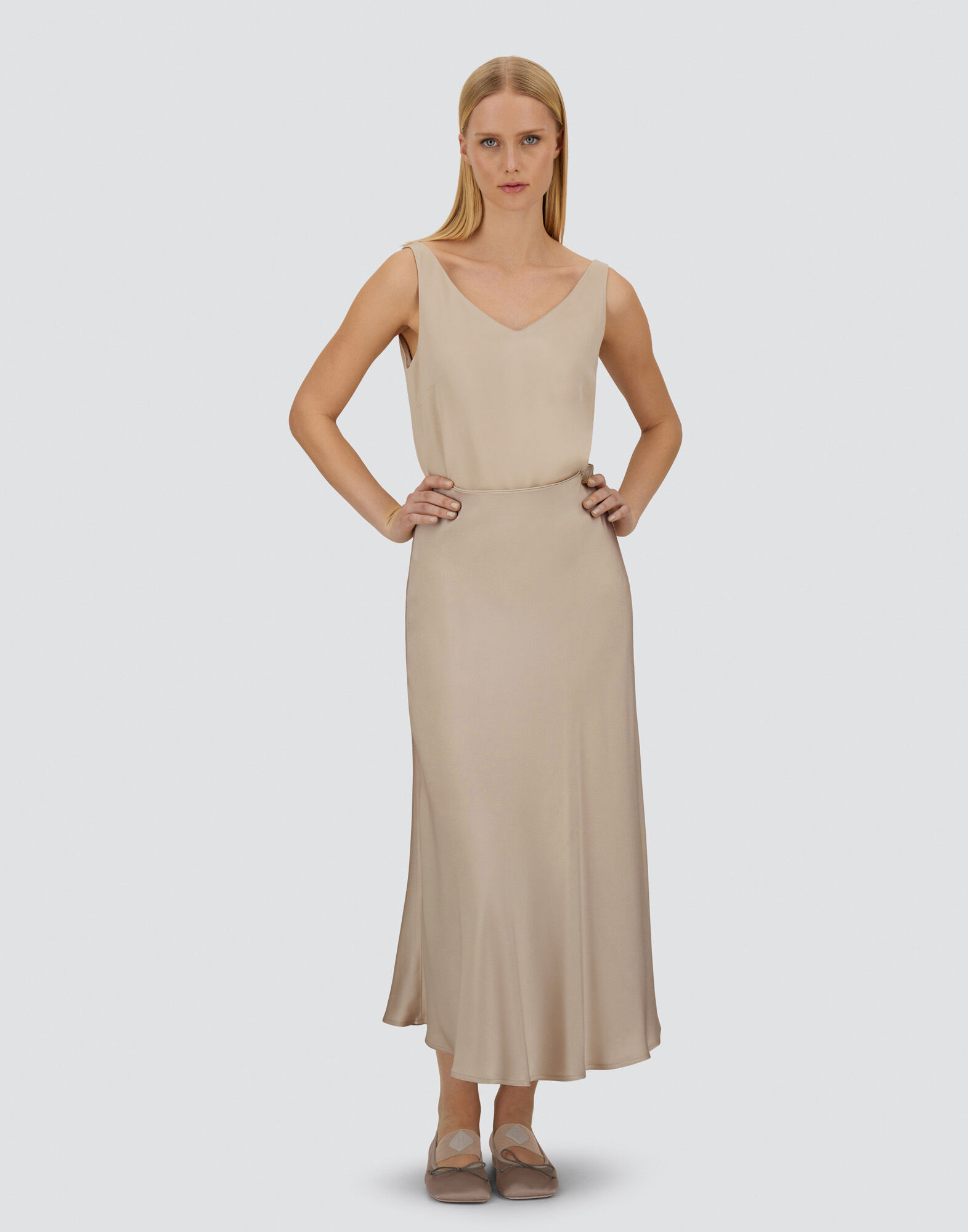 RESORT TOP IN ENVERS SATIN