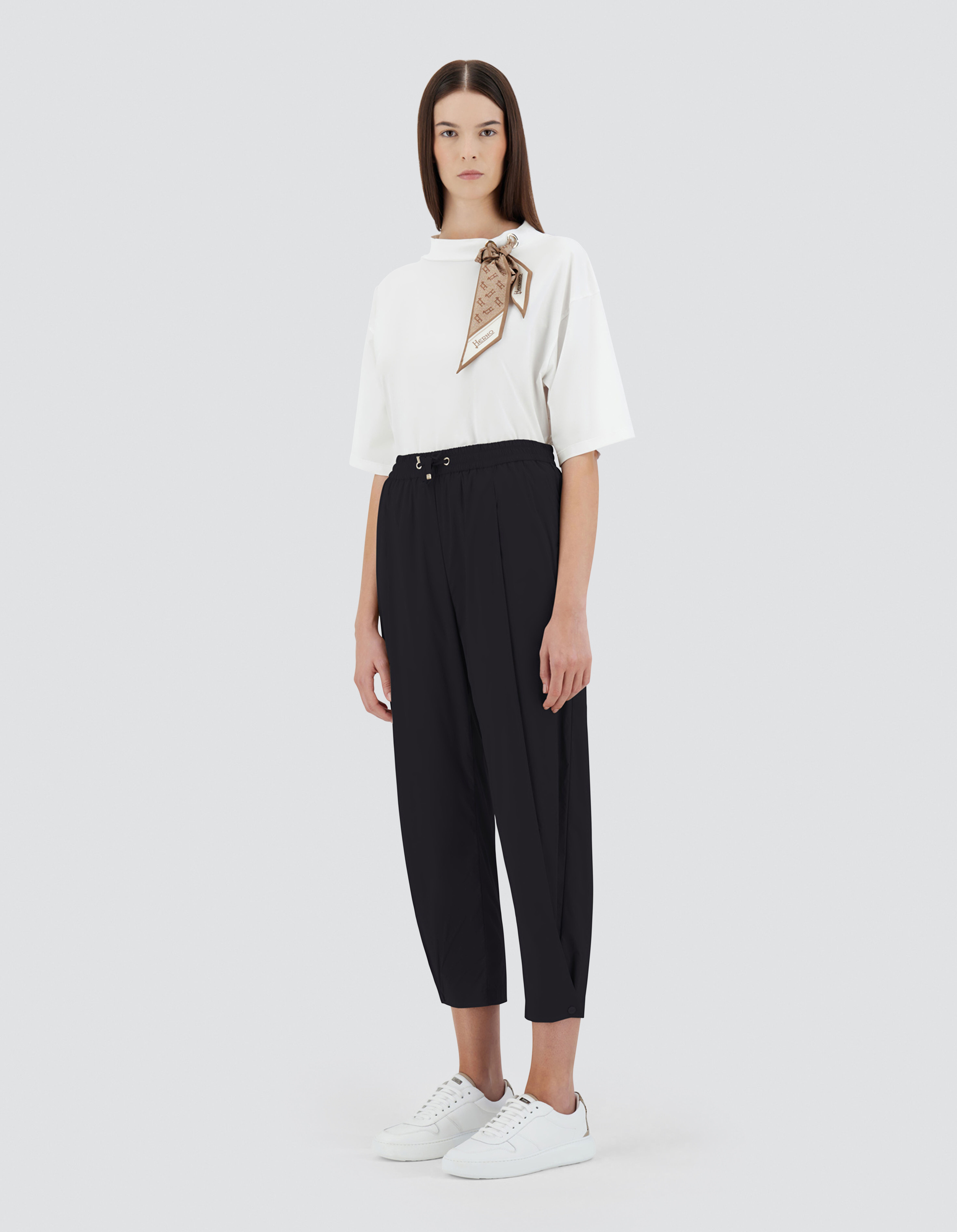 LIGHT NYLON STRETCH TROUSERS