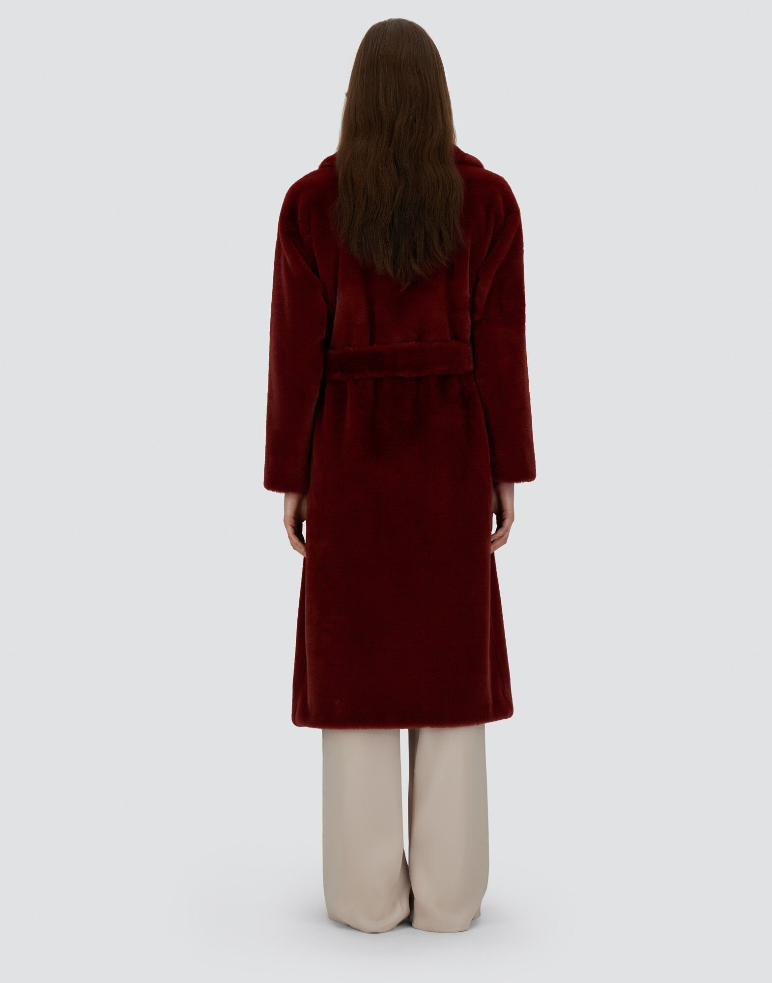 COAT IN SOFT ALTERNATIVE FUR