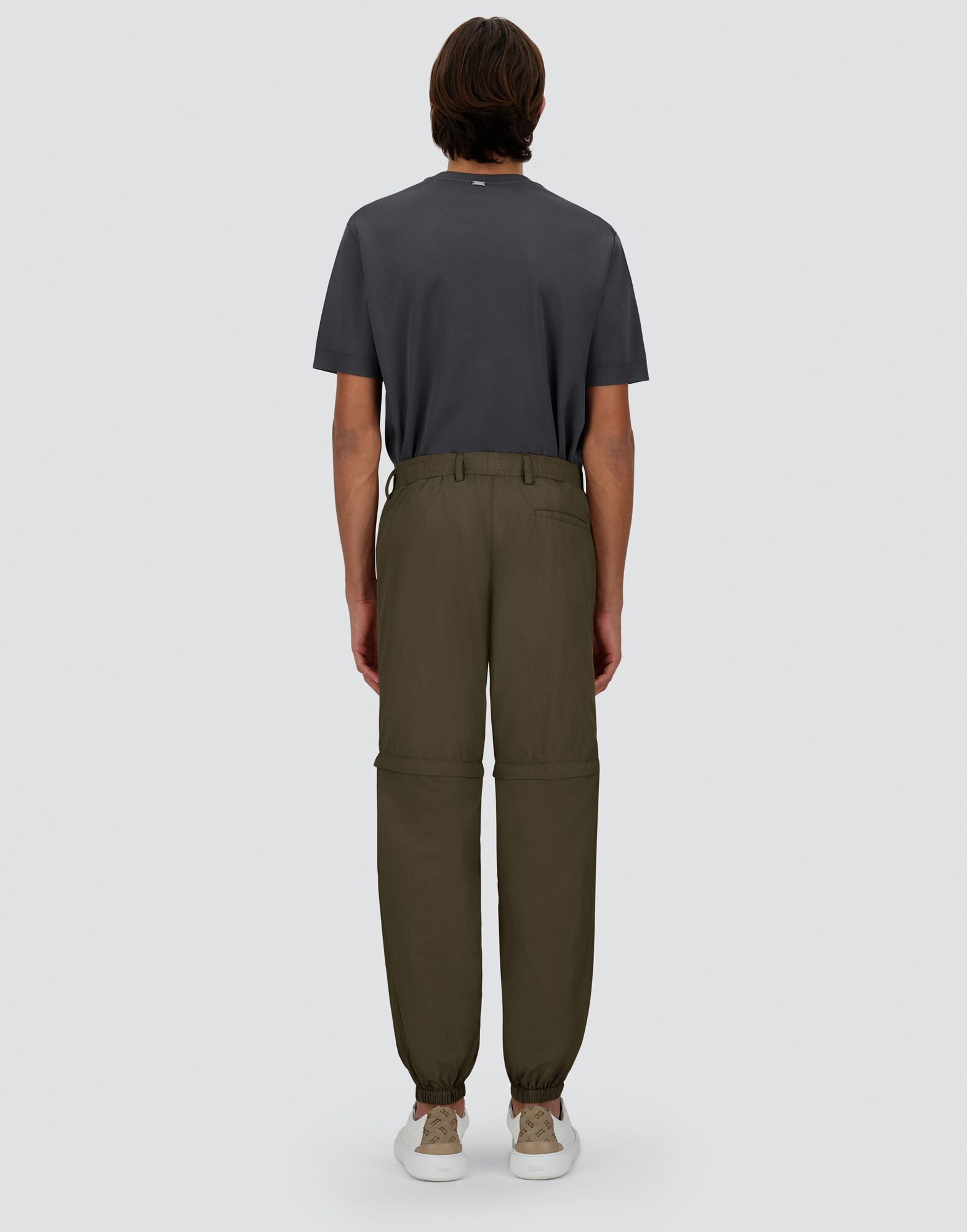 TROUSERS IN ULTRALIGHT CREASE