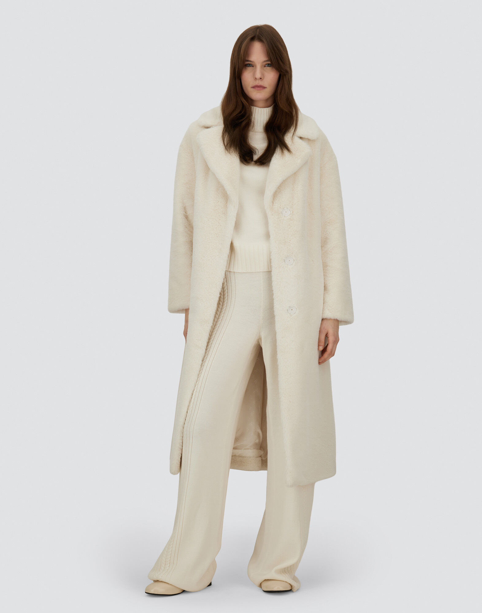 COAT IN SOFT ALTERNATIVE FUR