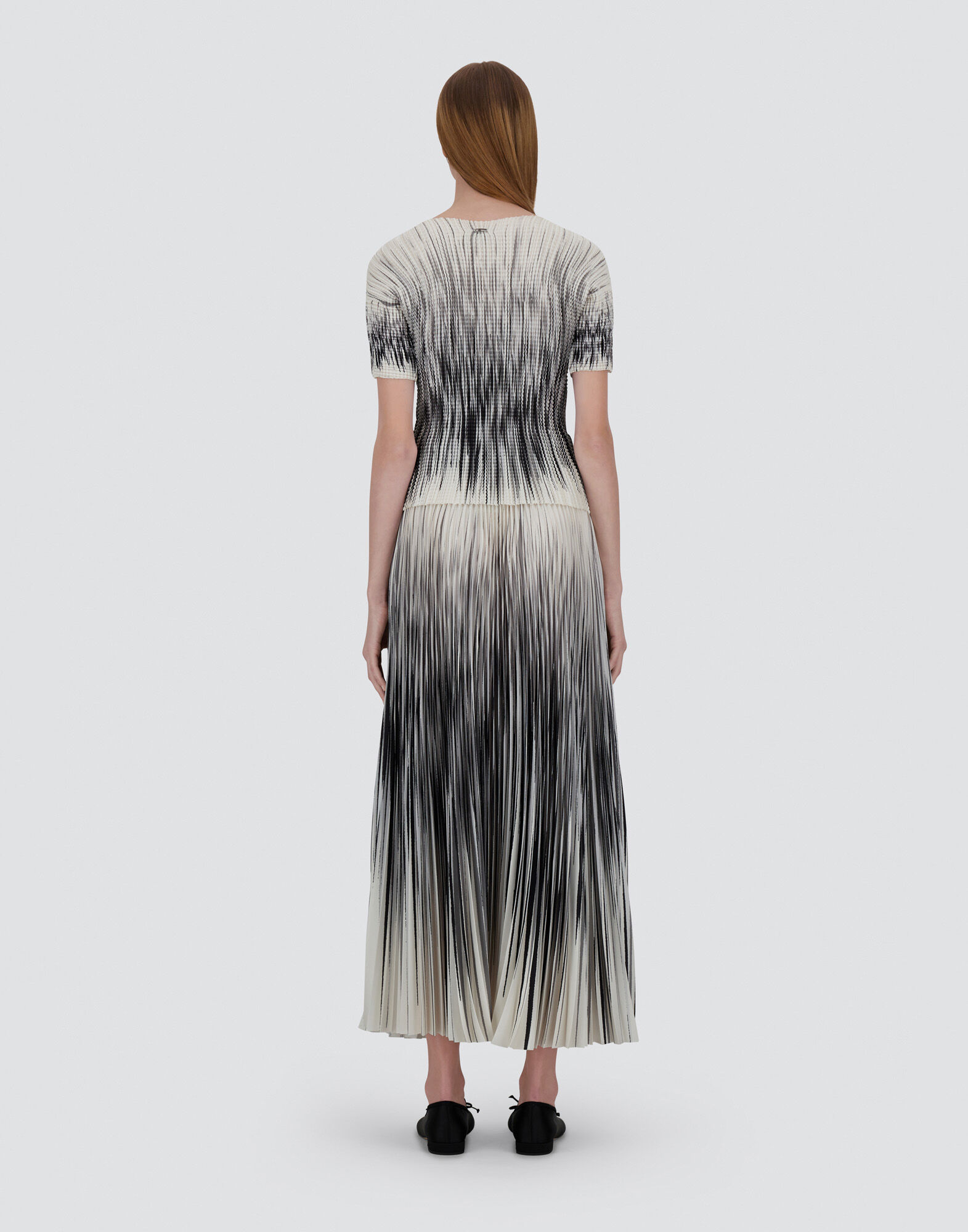 TOP IN SHADES OF PLEAT
