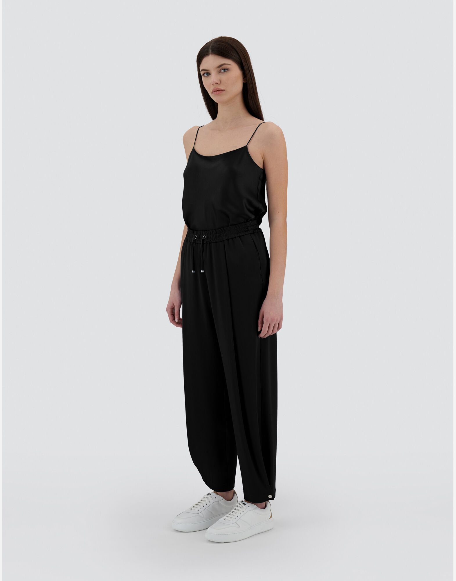 RESORT TROUSERS IN SATIN EFFECT