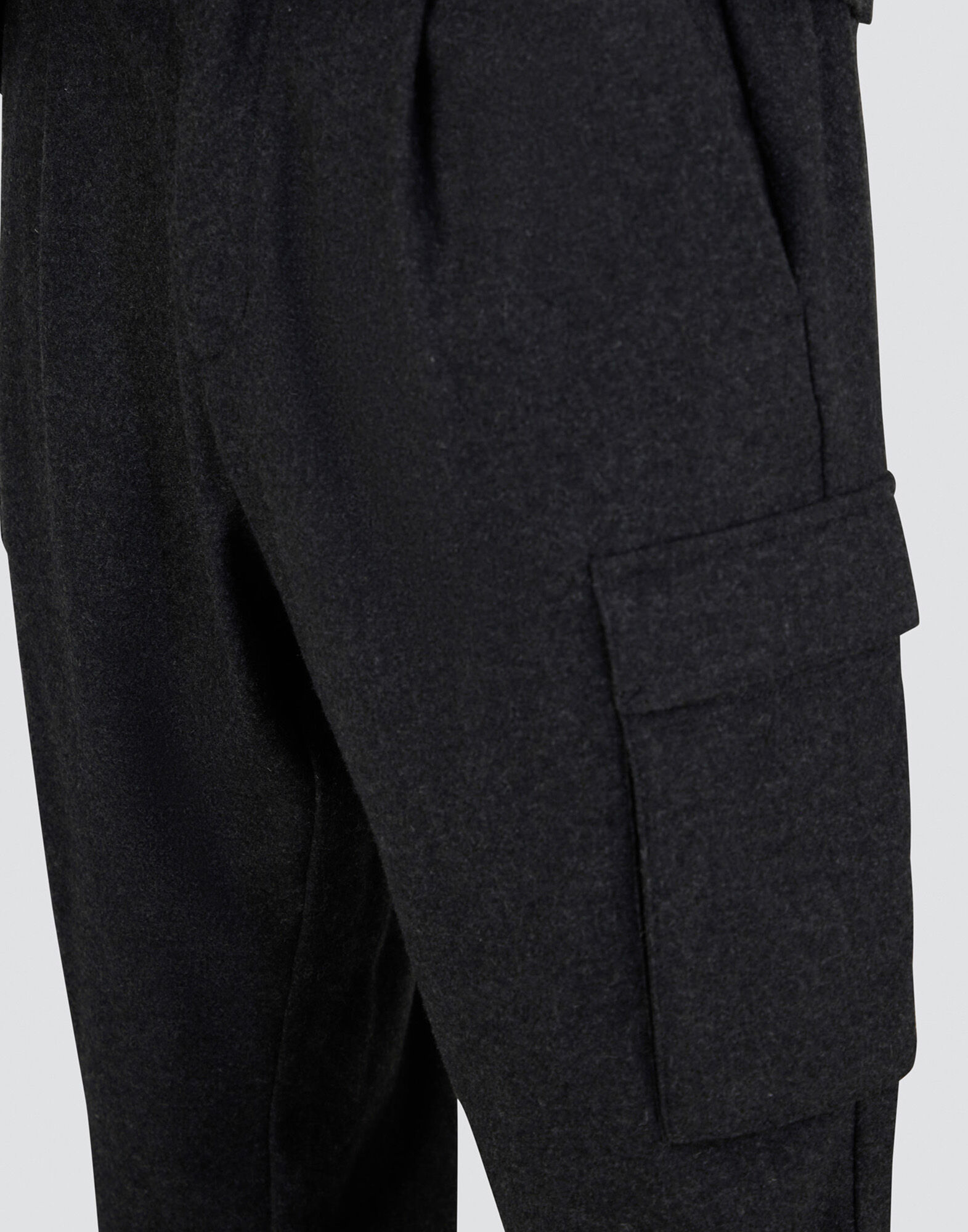 CARGO TROUSERS IN WOOL FLANNEL
