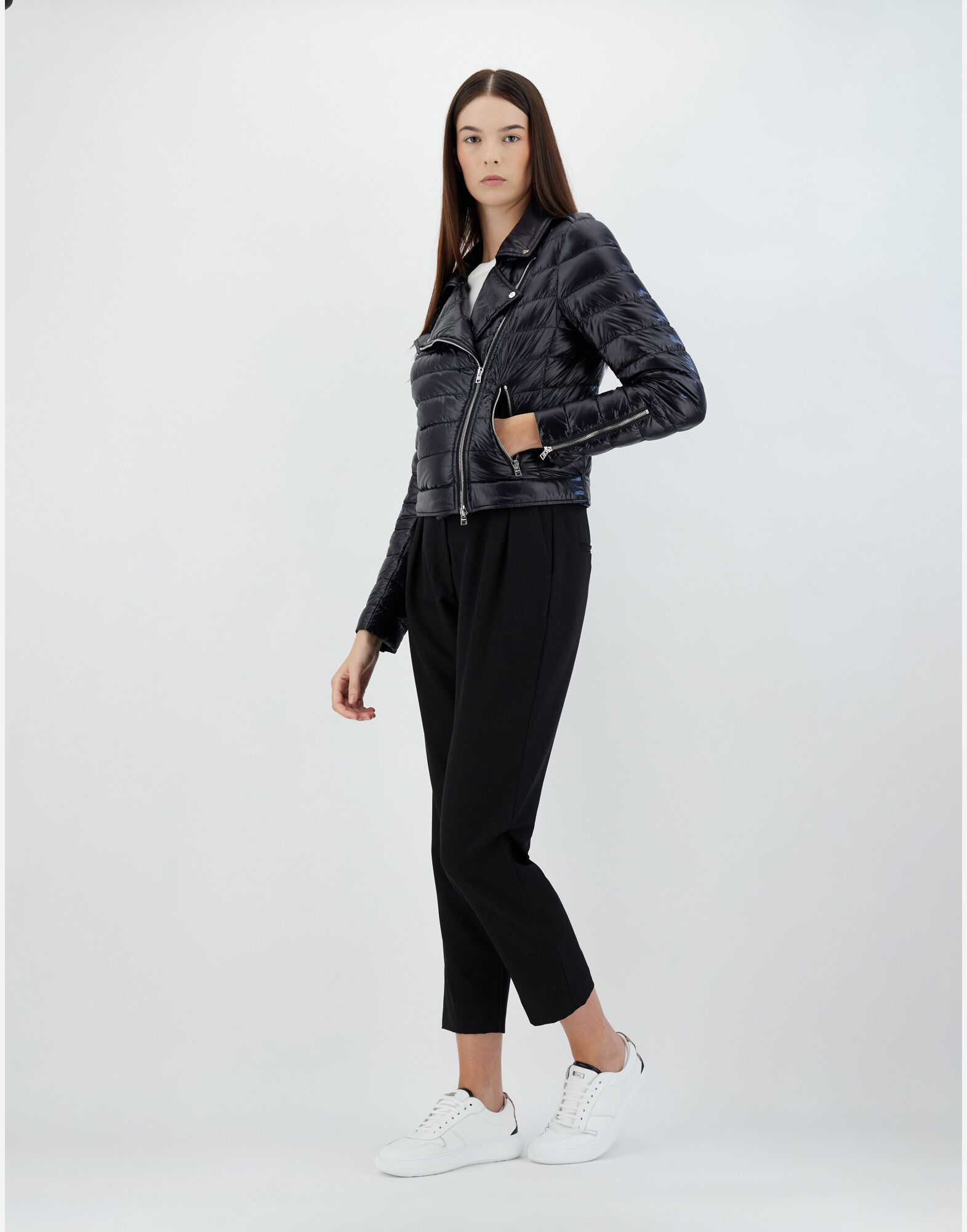 BOMBER JACKET IN NYLON ULTRALIGHT