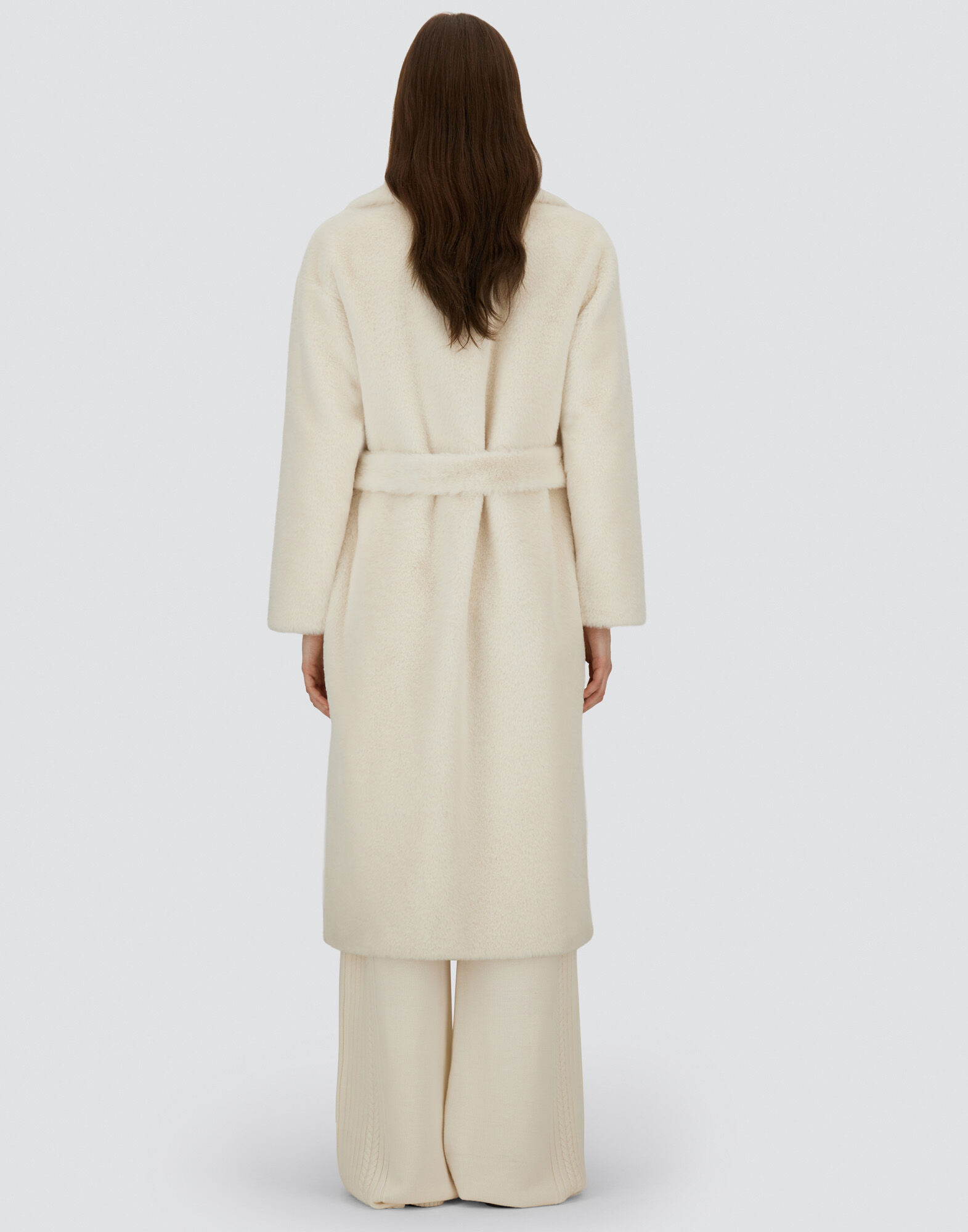COAT IN SOFT ALTERNATIVE FUR