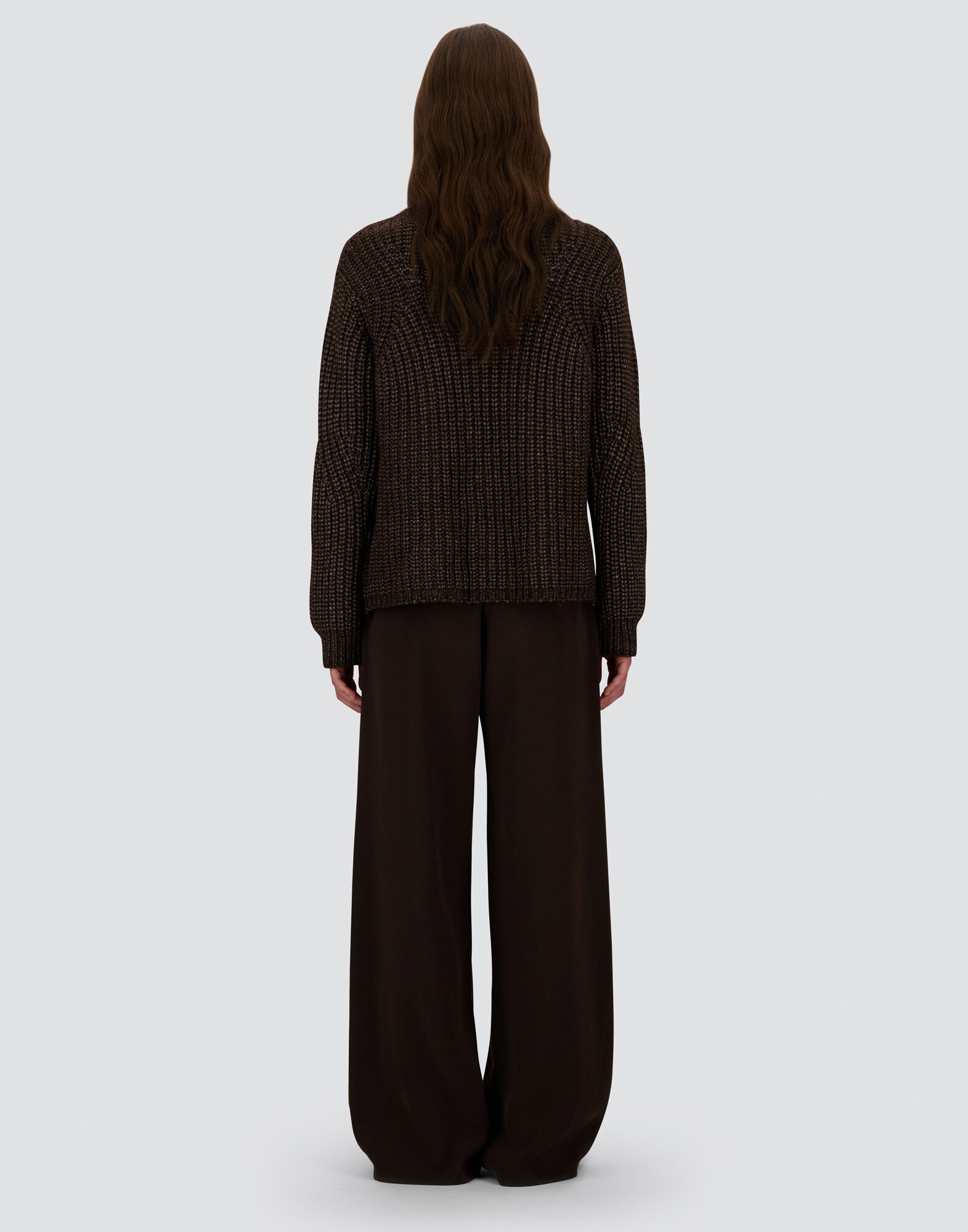 TROUSERS IN MATT CREPE SATIN