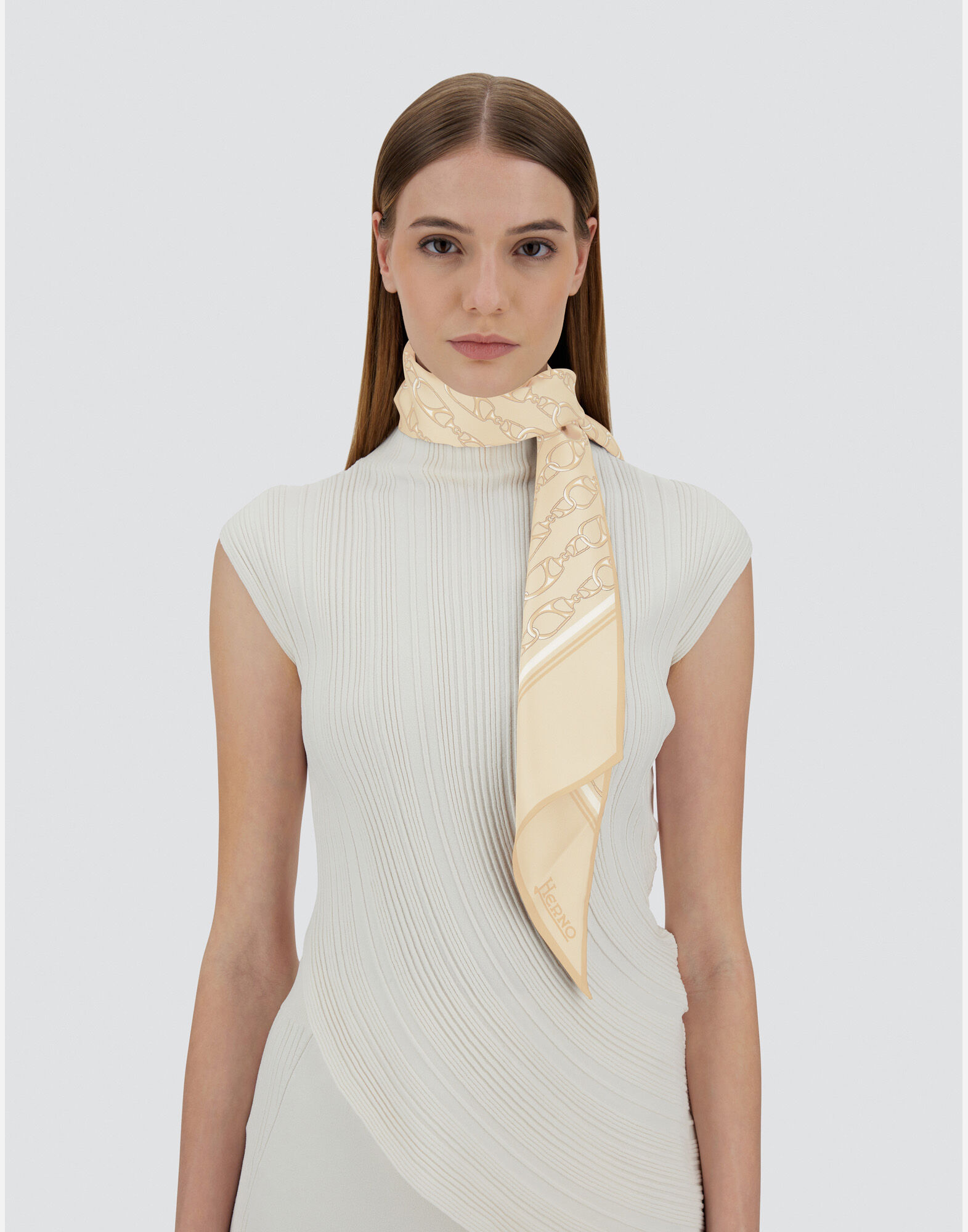 SCARF IN ICONIC PRINT SILK