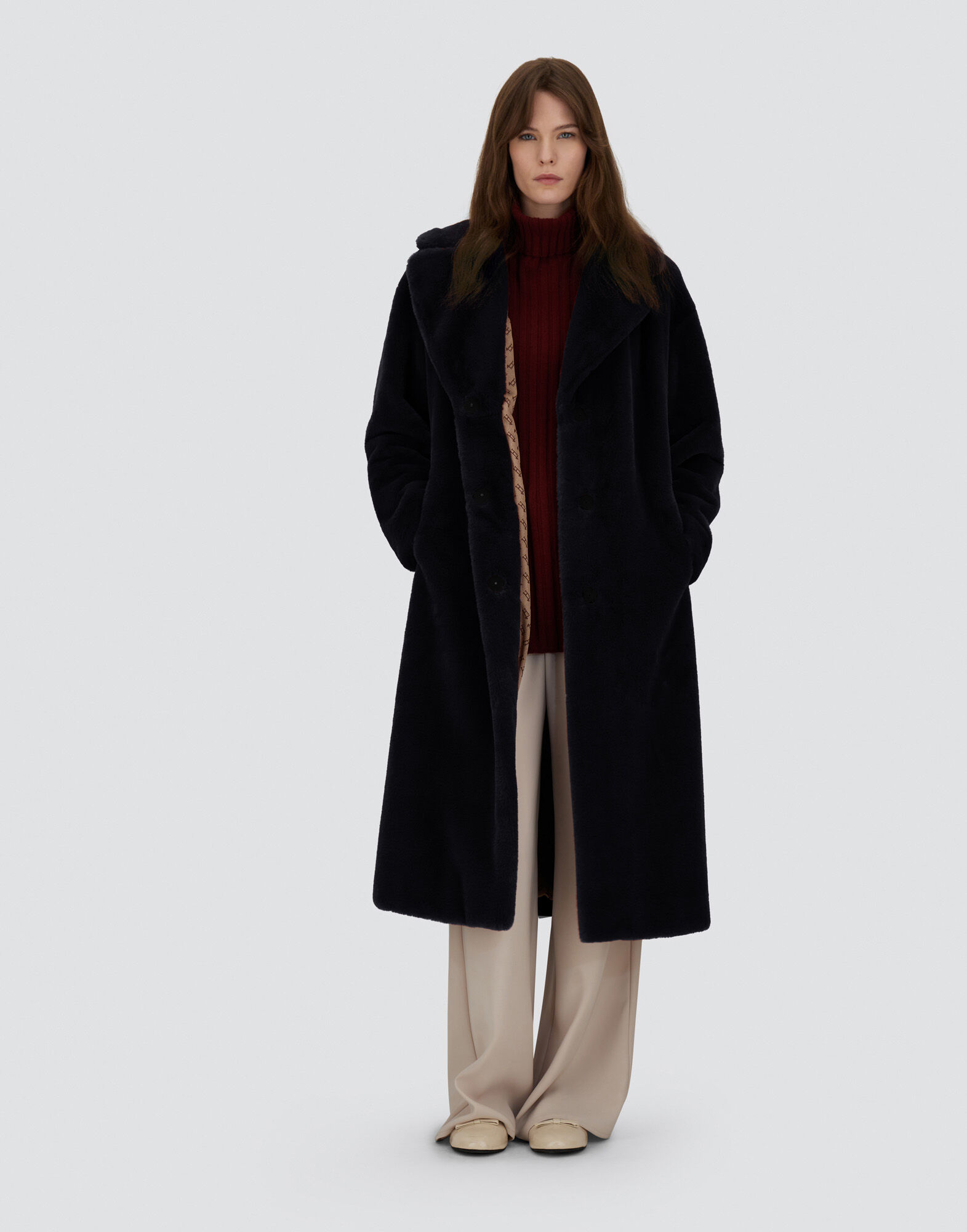 COAT IN SOFT ALTERNATIVE FUR