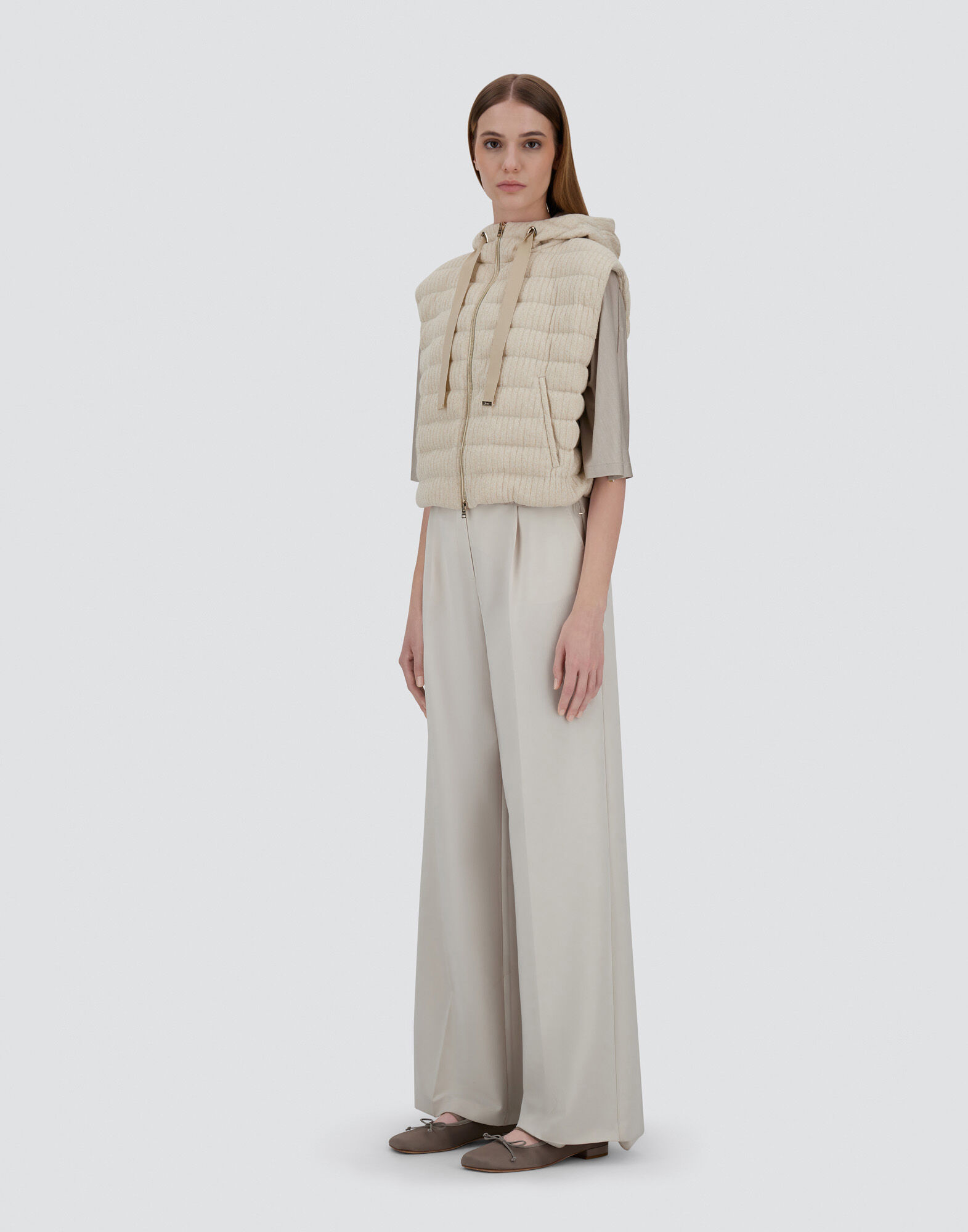 VEST IN SHINY RIBBED KNIT