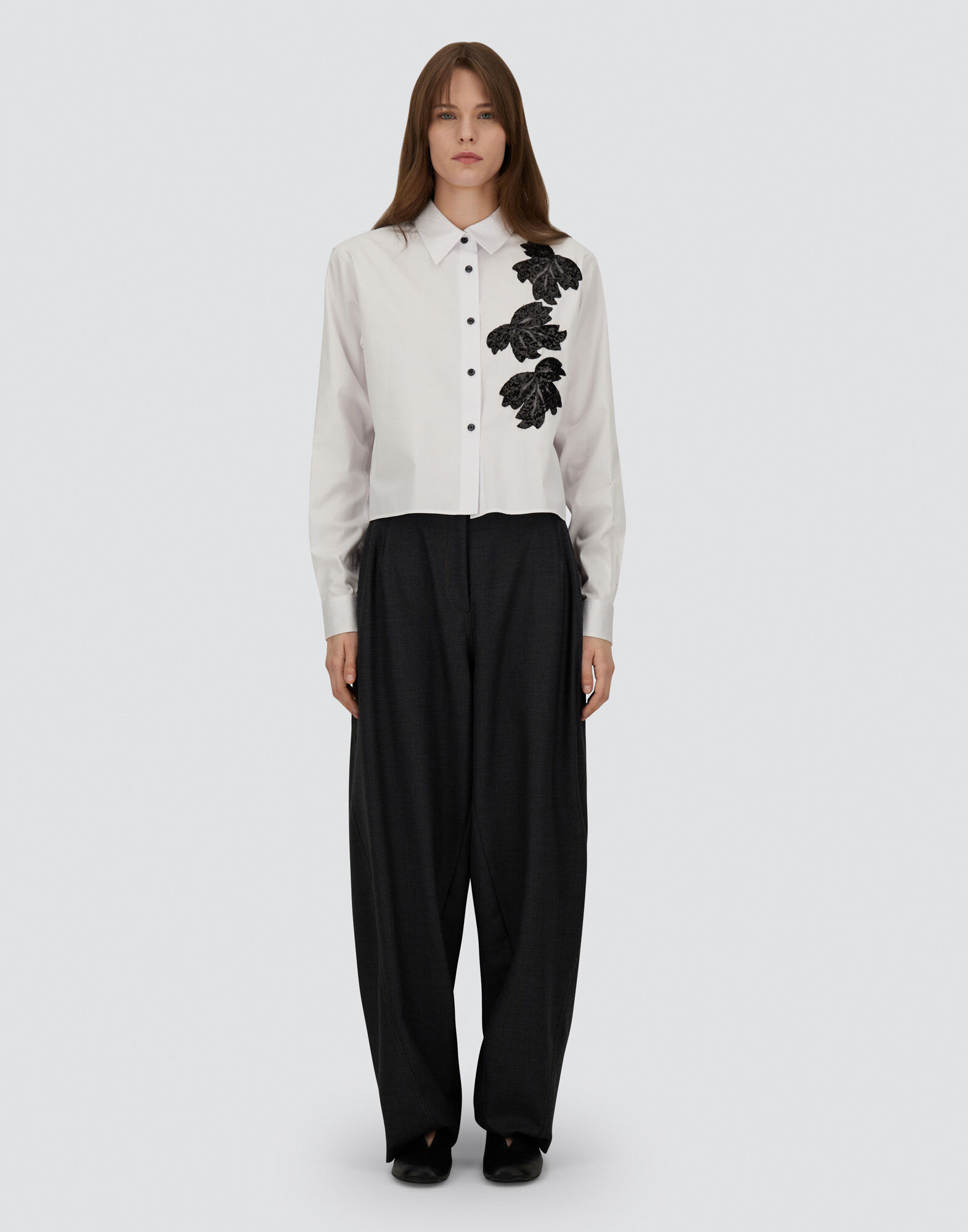 RELAXED TROUSERS IN FLUID WOOL